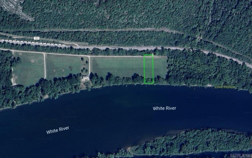 Welcome to the market this beautiful White River front property containing .78 +/- acres! This property is ideal for your dream home! With this purchase, you could own 100+ feet of riverfront property and enjoy the beauty of the Natural State! Perfect spot to build your dream home or peaceful getaway and overlook the majestic White River! You'll have access to the private landowner's only boat ramp!  The White River is known for its amazing trout fishing and is a very popular destination in Arkansas. Don't wait on this one very long! Come see it today!!!