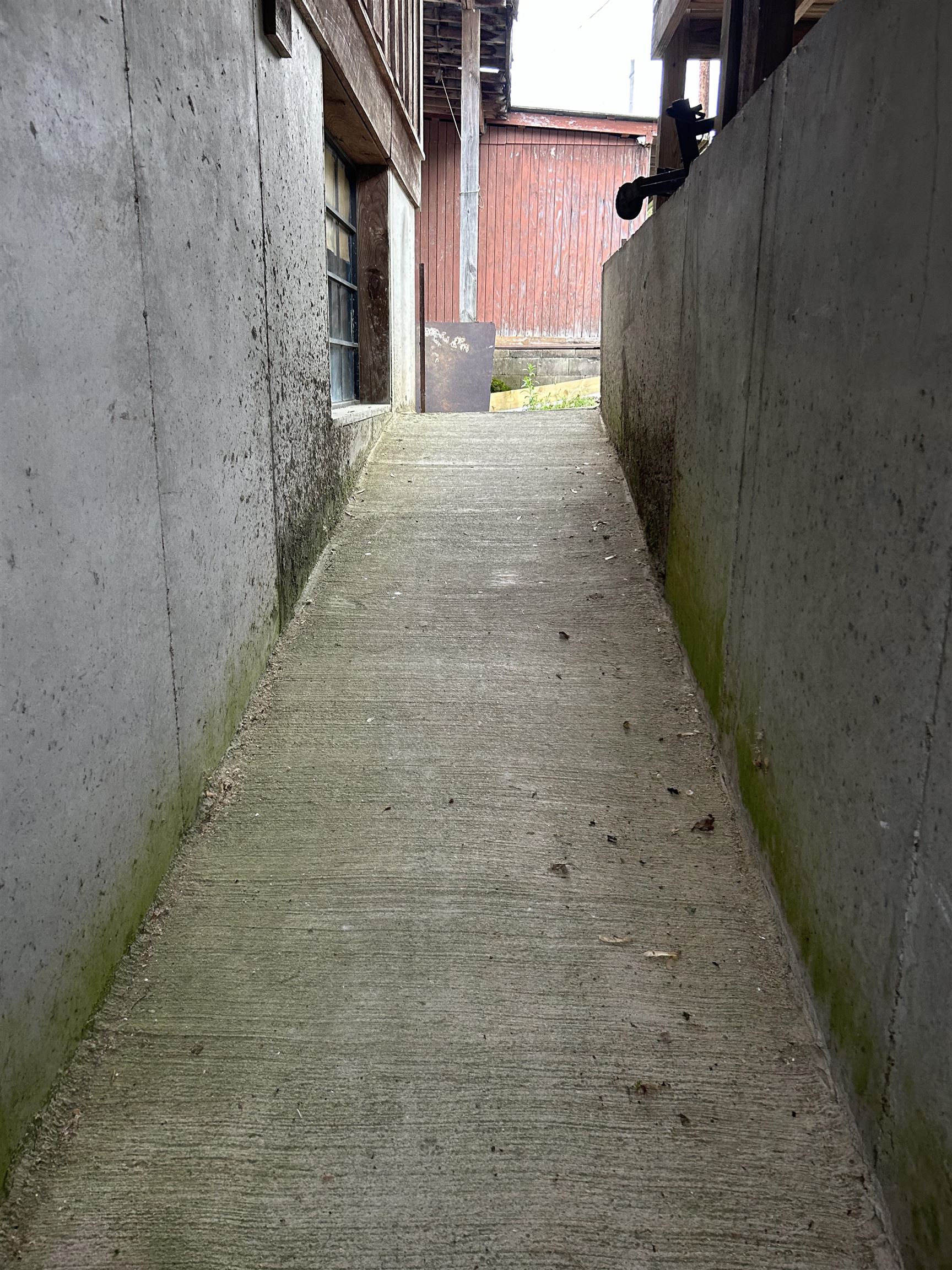 Original Hardy - Commercial Sale