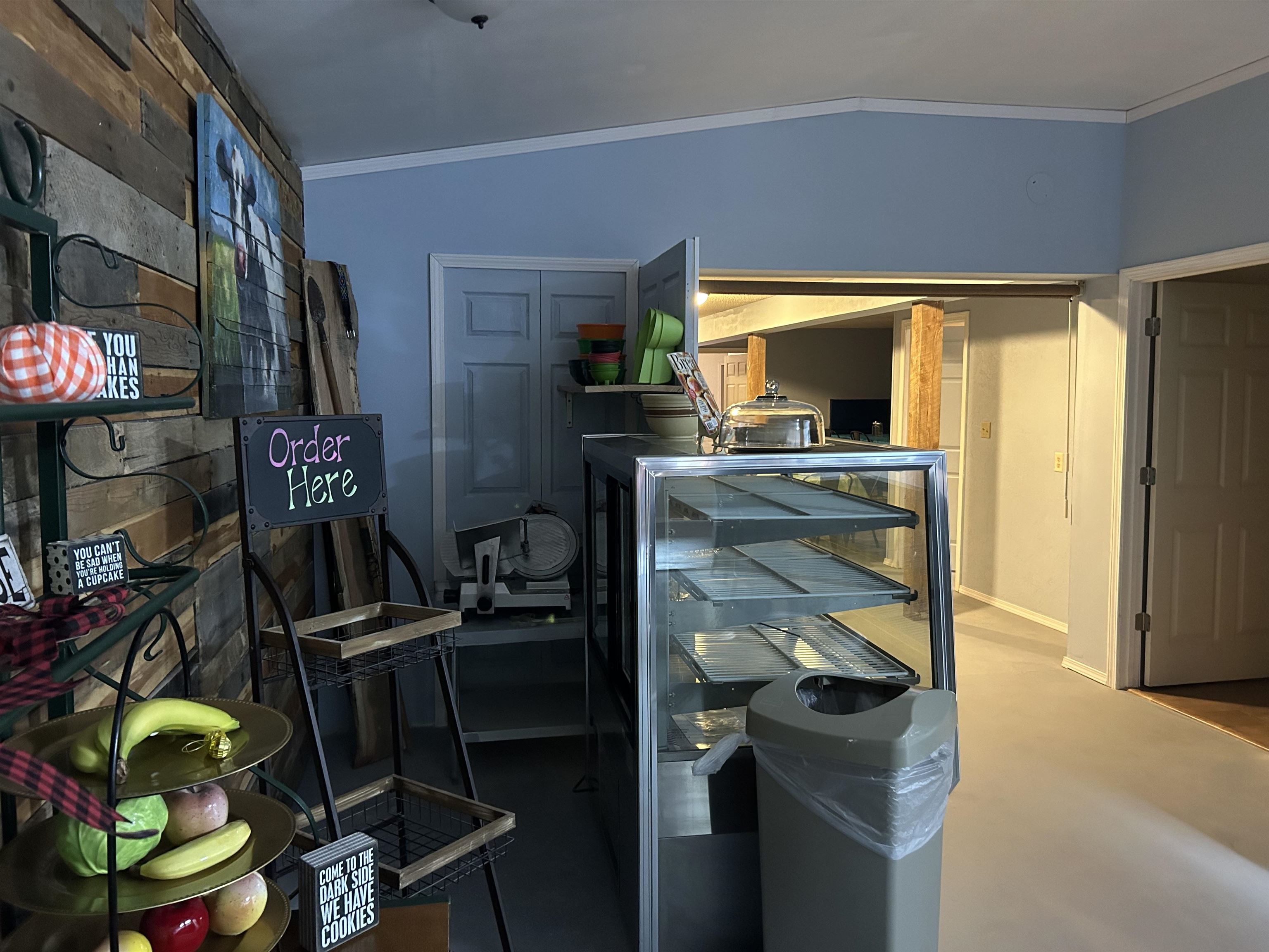 Original Hardy - Commercial Sale