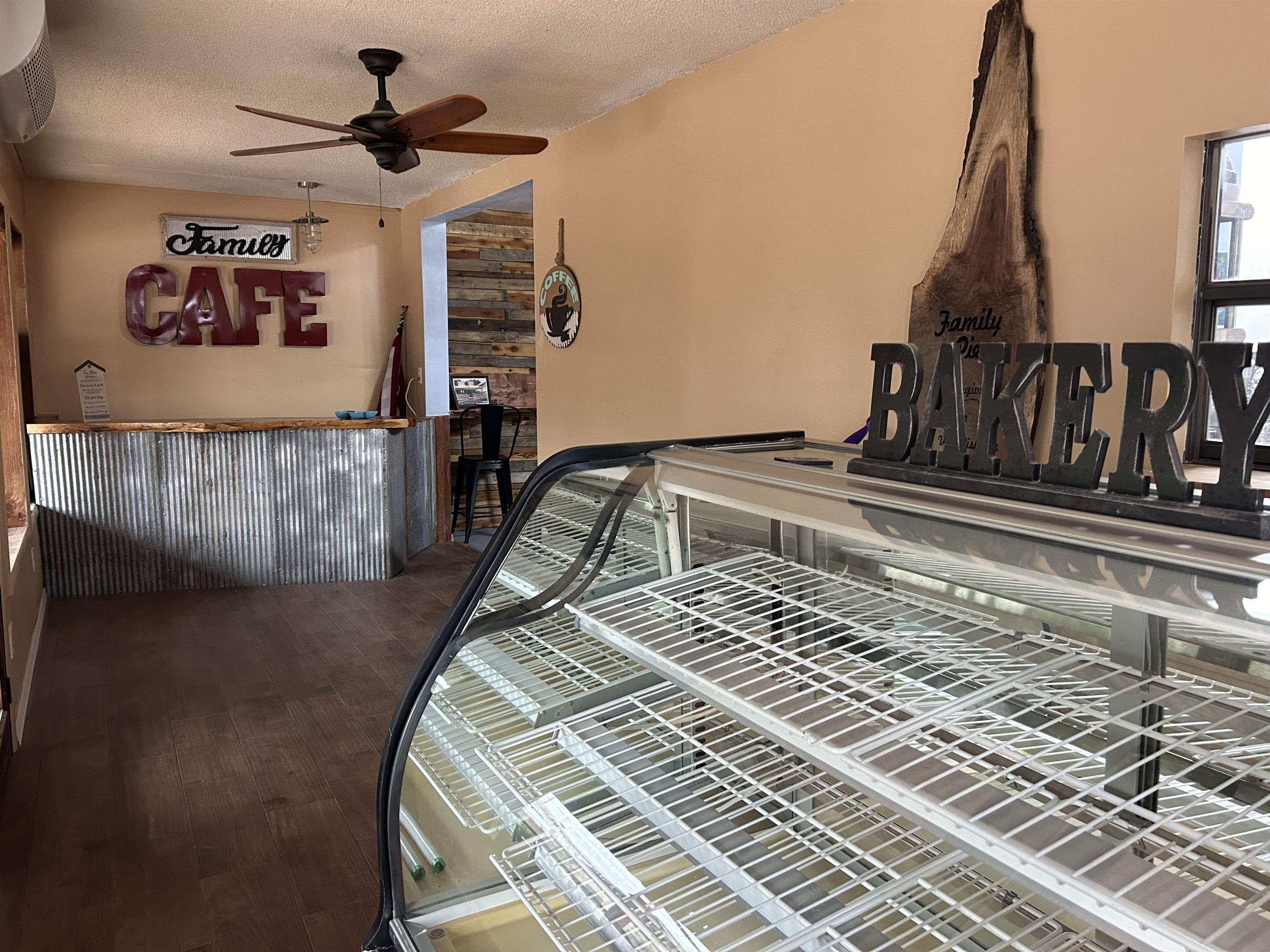 Original Hardy - Commercial Sale