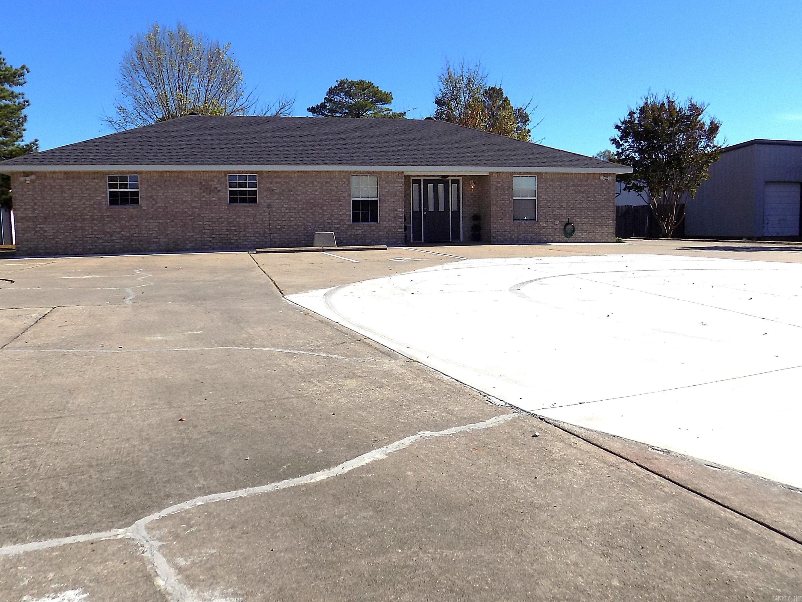 Millers Mall - Commercial Lease