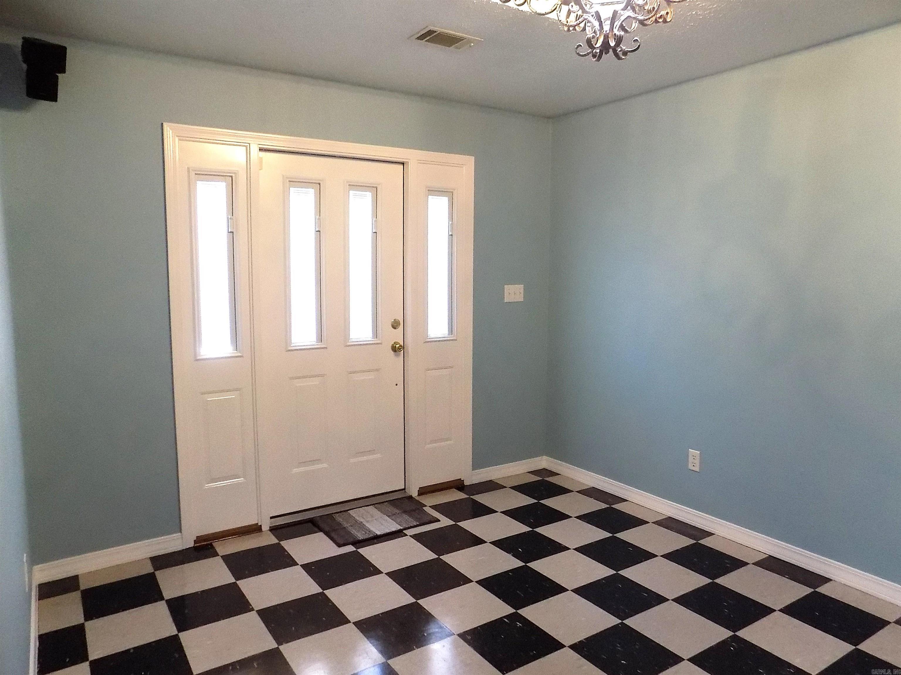 Millers Mall - Commercial Lease