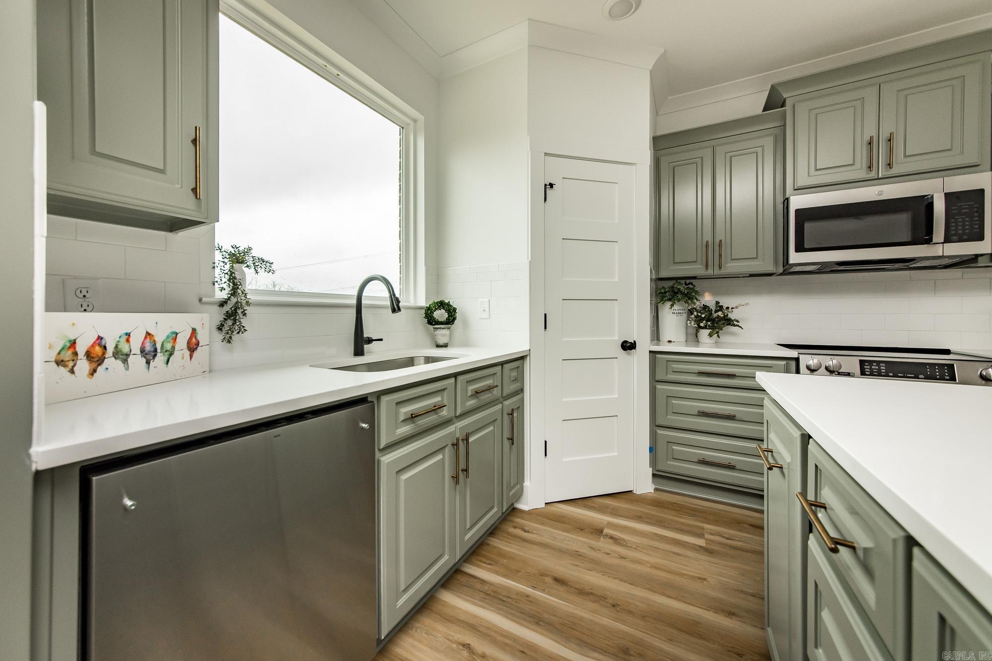 GREYSTONE - Residential