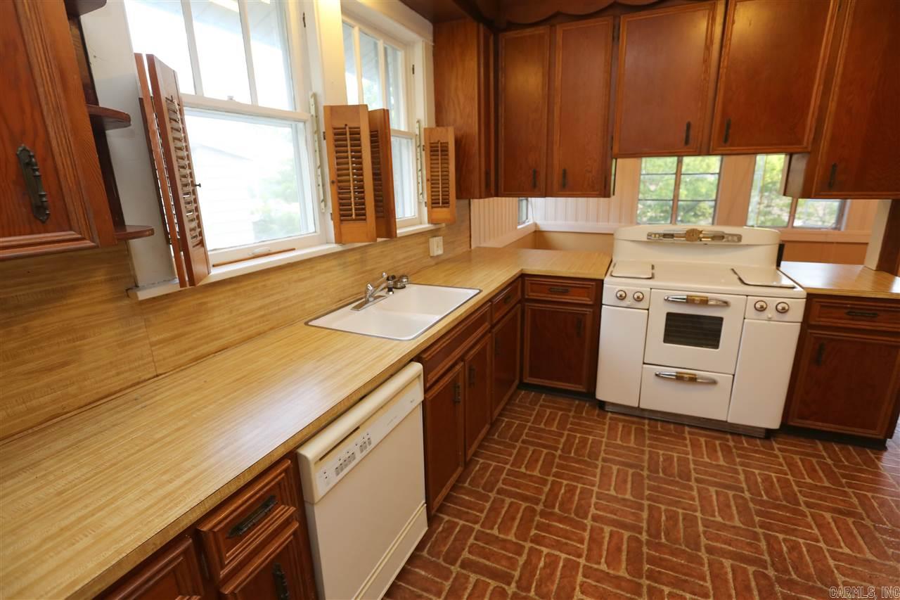 Hill Crest - Residential Lease