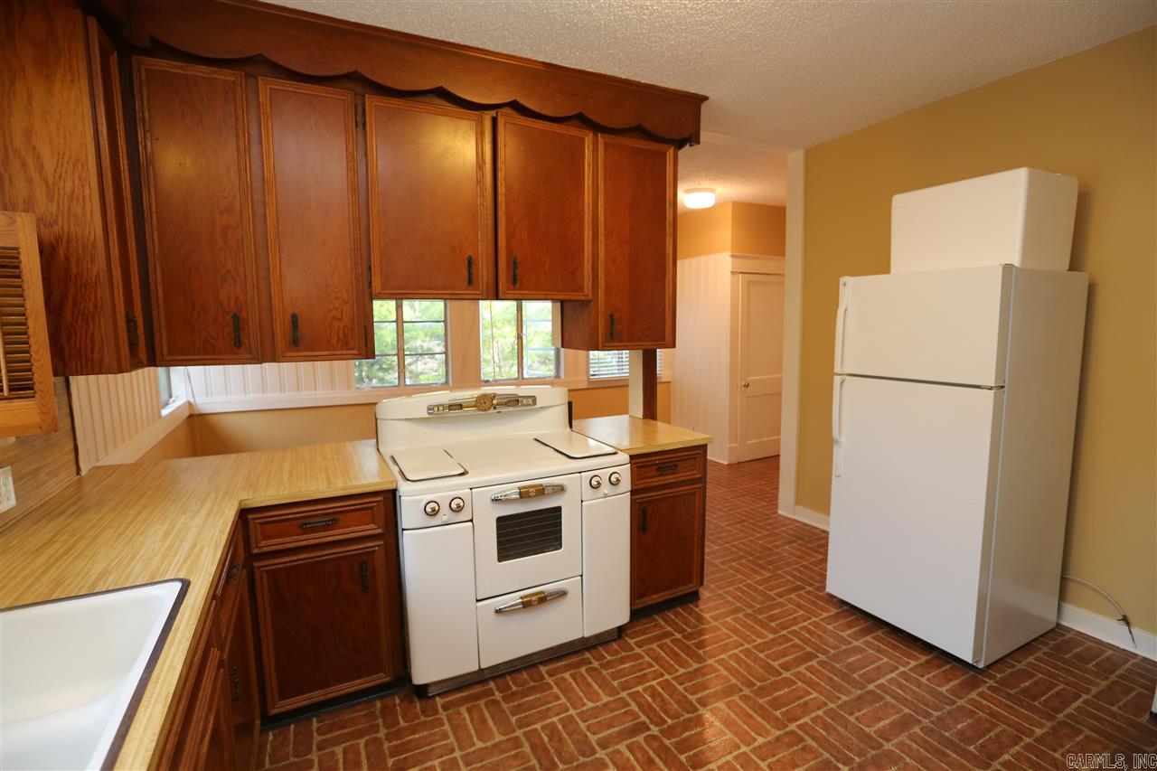 Hill Crest - Residential Lease