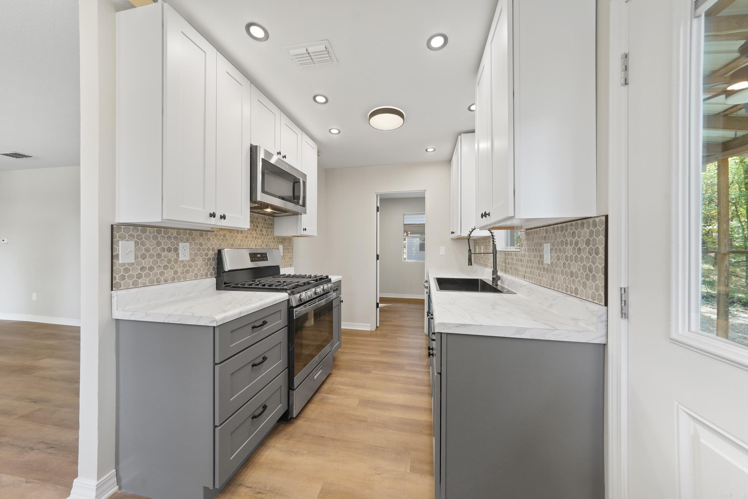 THE WOODLANDS - Residential