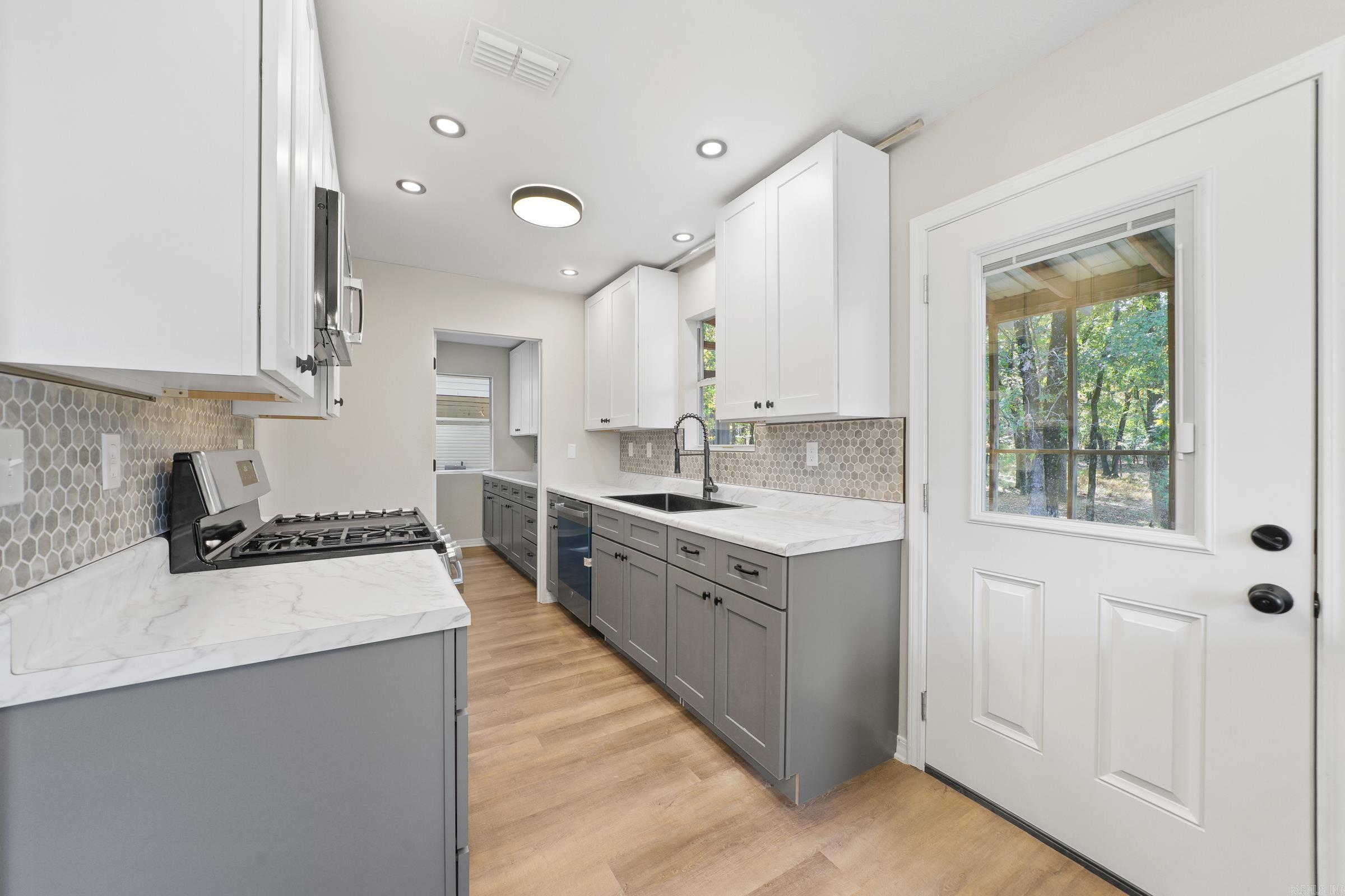 THE WOODLANDS - Residential