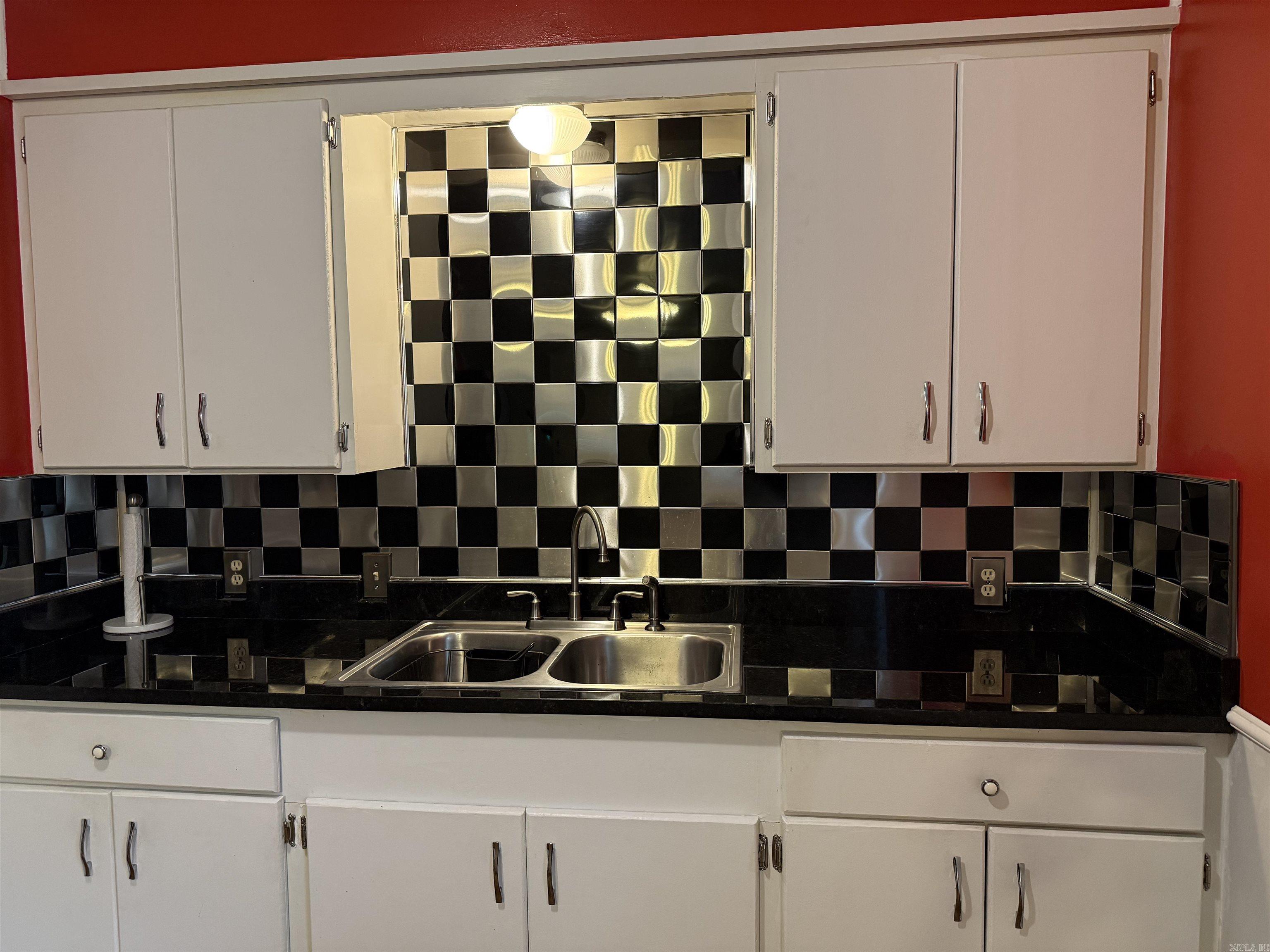 PLANTATION ACRES - Residential