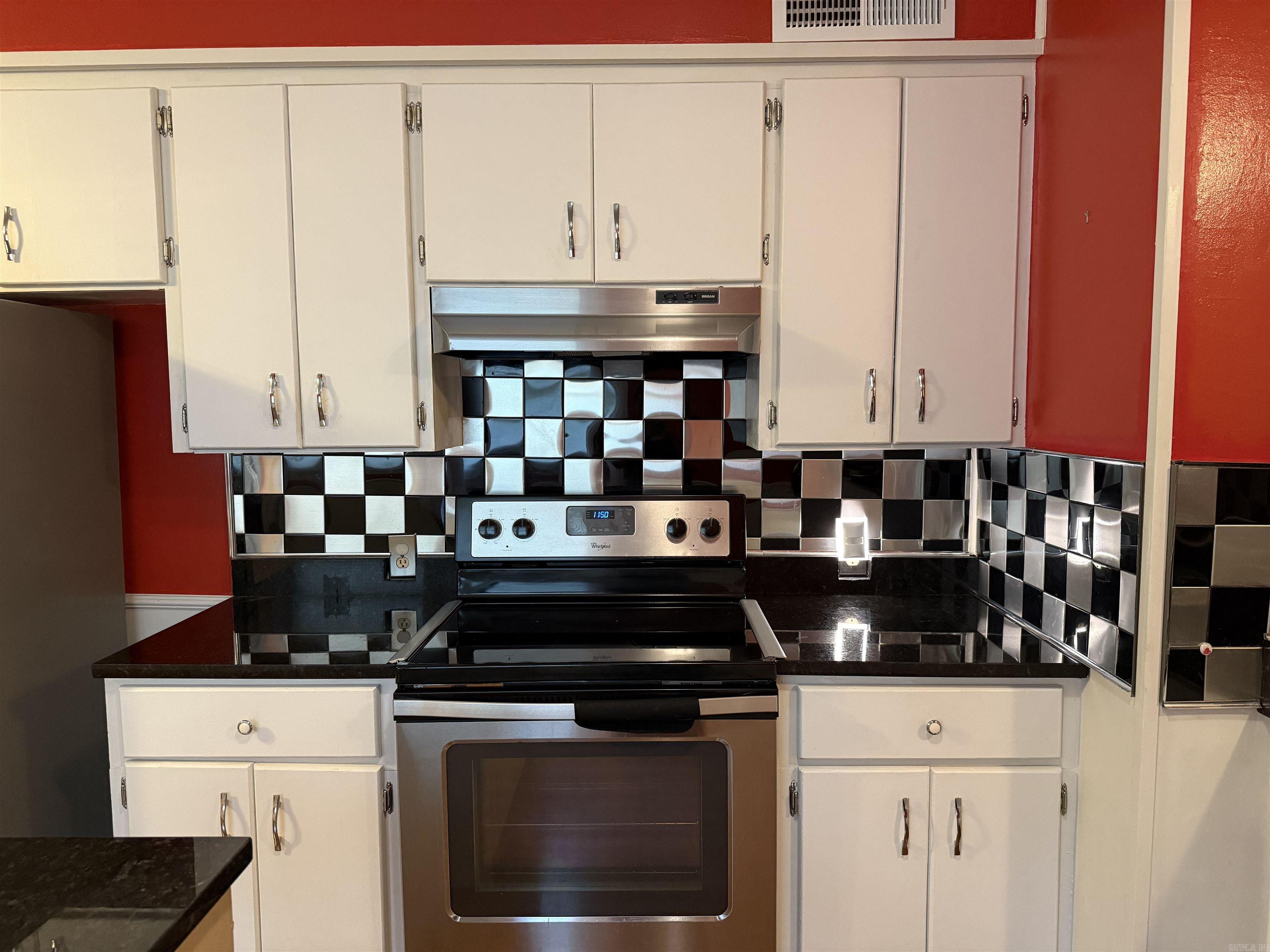 PLANTATION ACRES - Residential