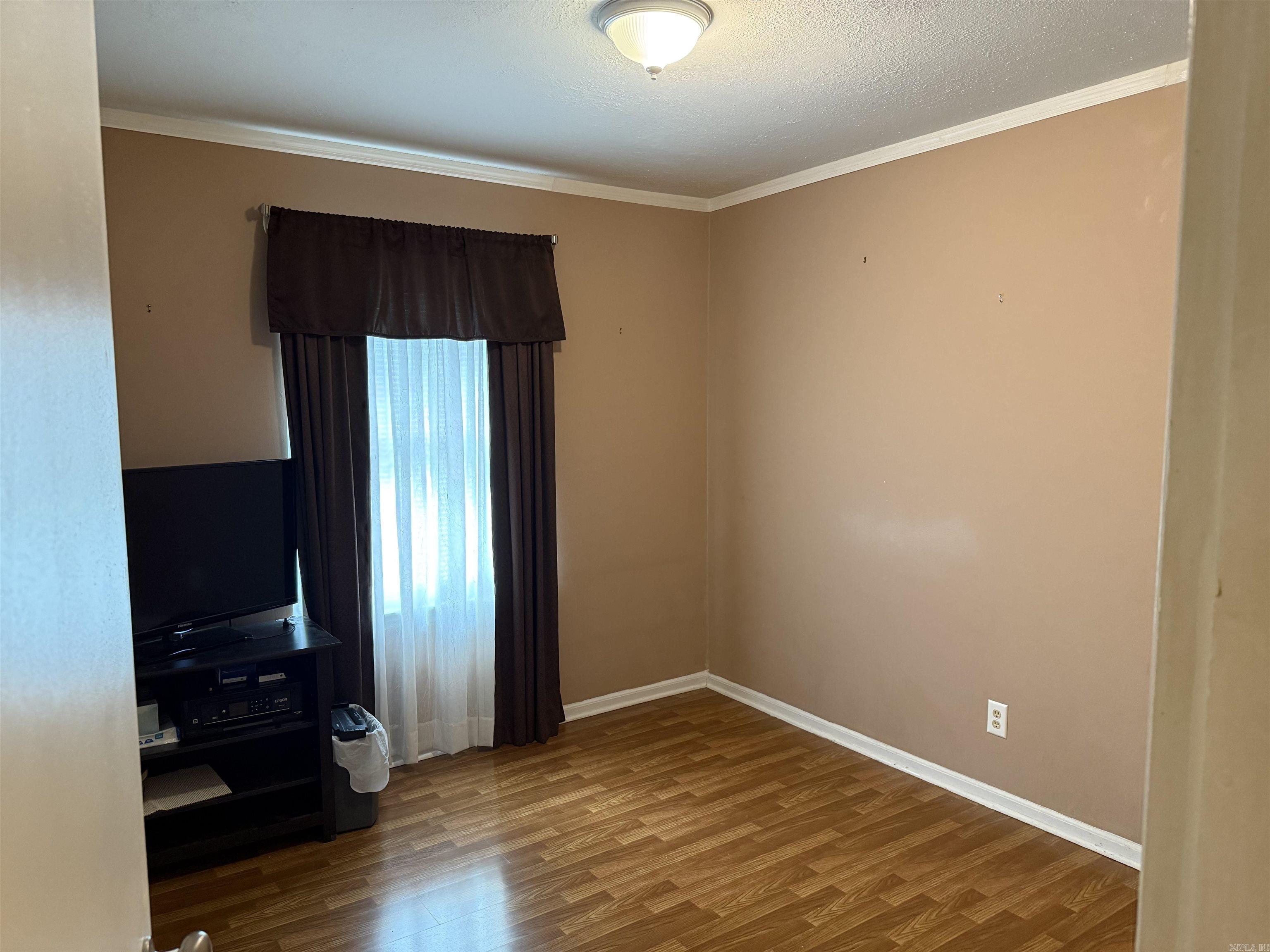 PLANTATION ACRES - Residential