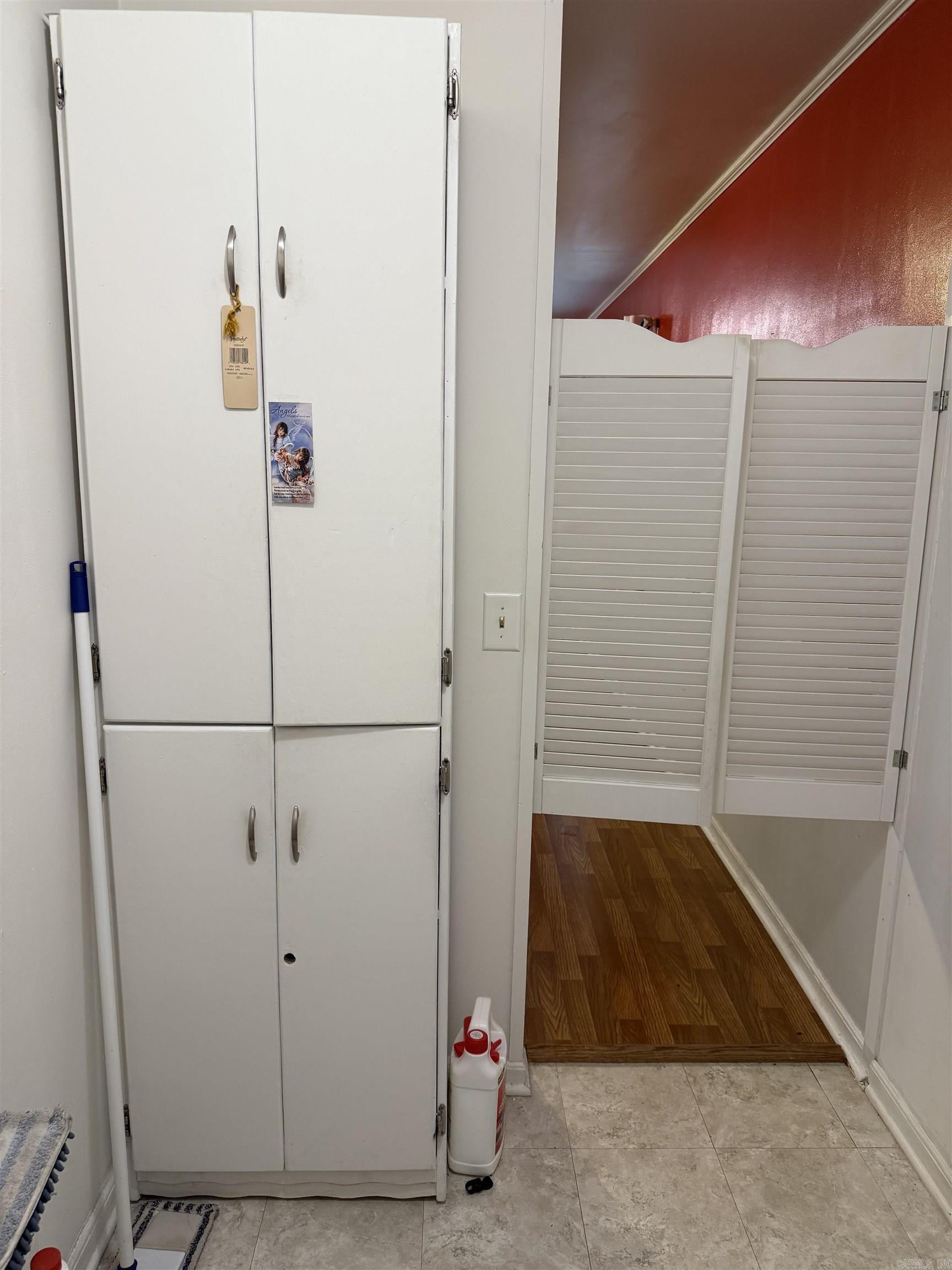 PLANTATION ACRES - Residential