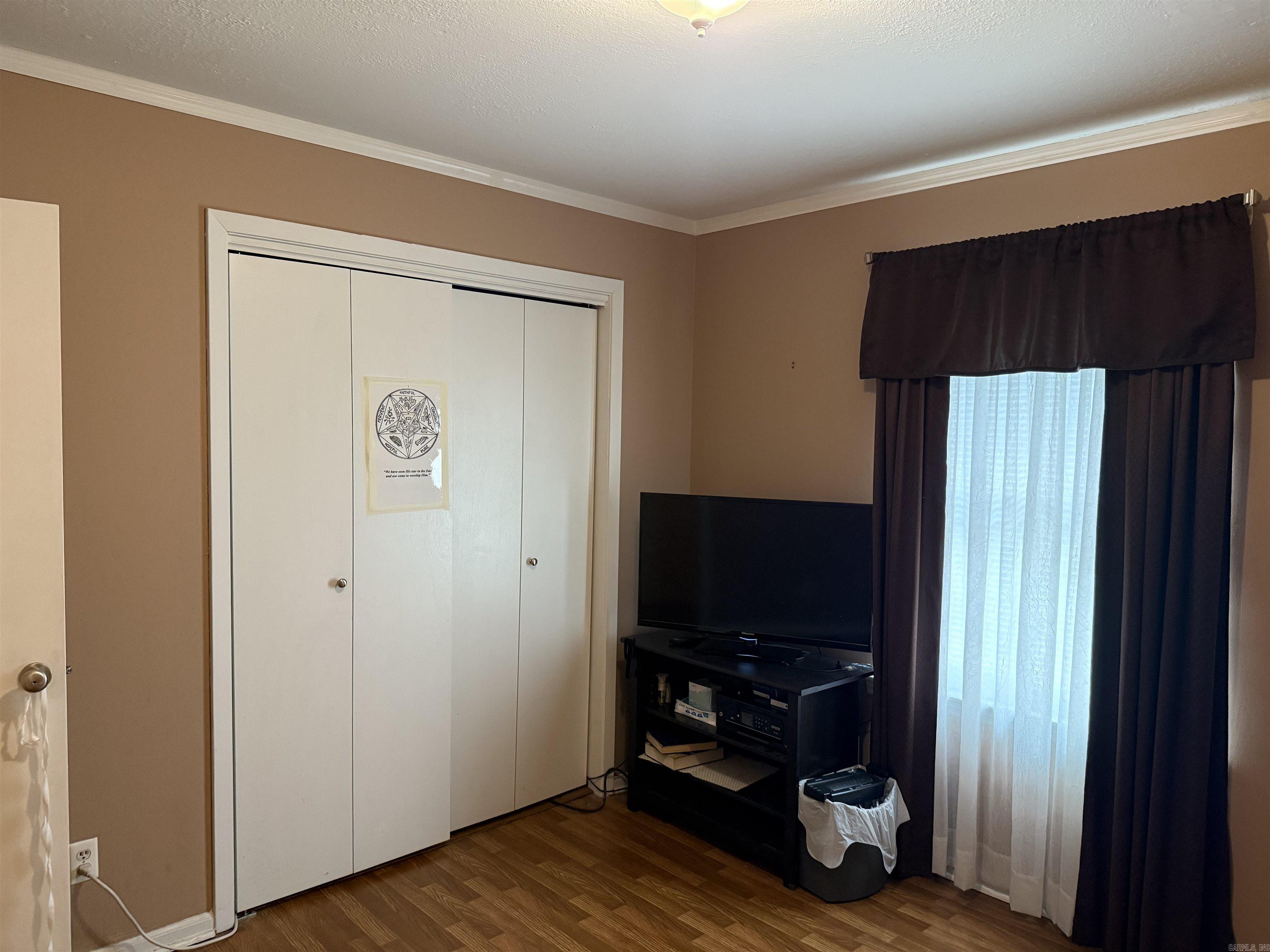 PLANTATION ACRES - Residential