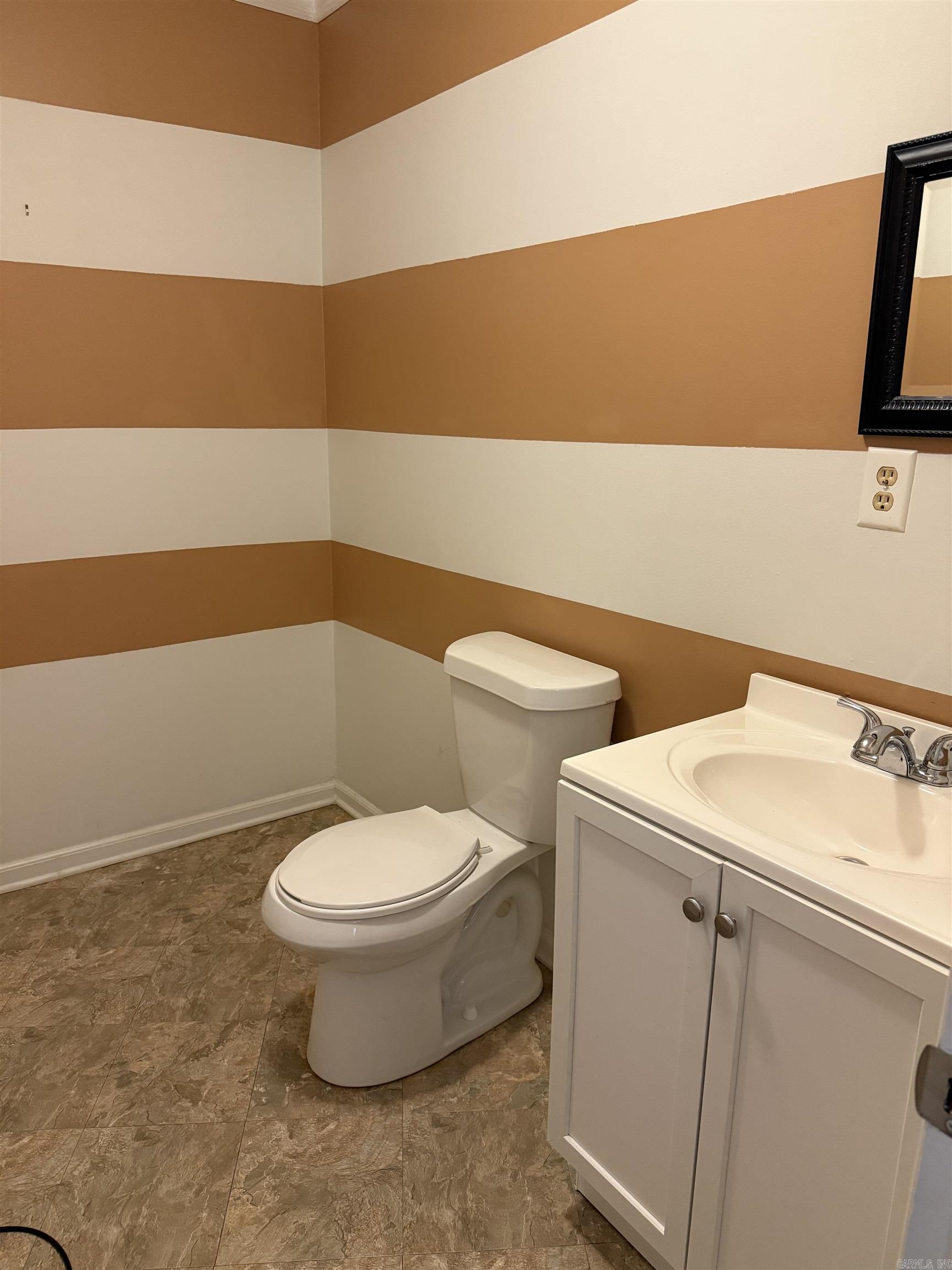 PLANTATION ACRES - Residential