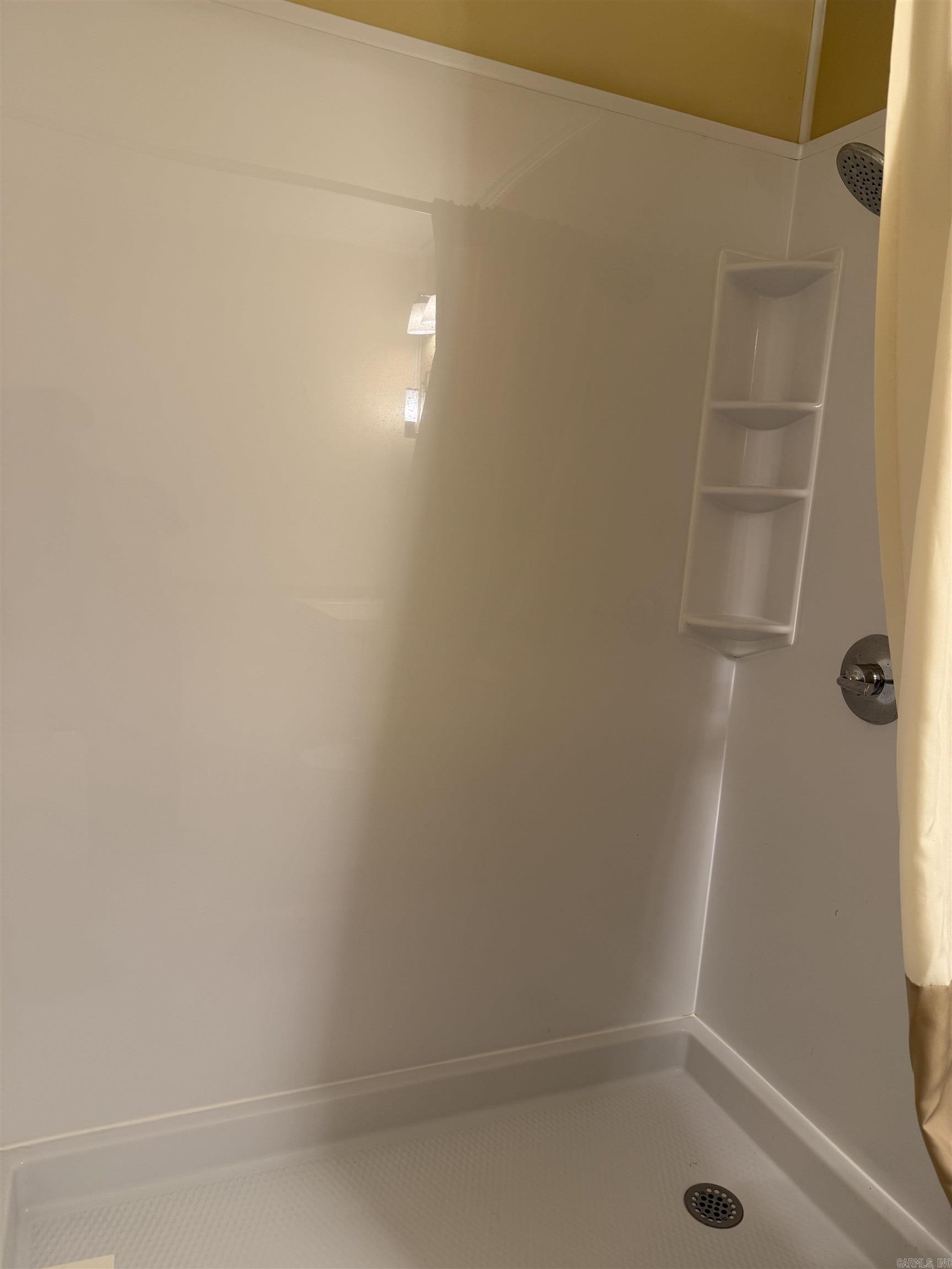 PLANTATION ACRES - Residential