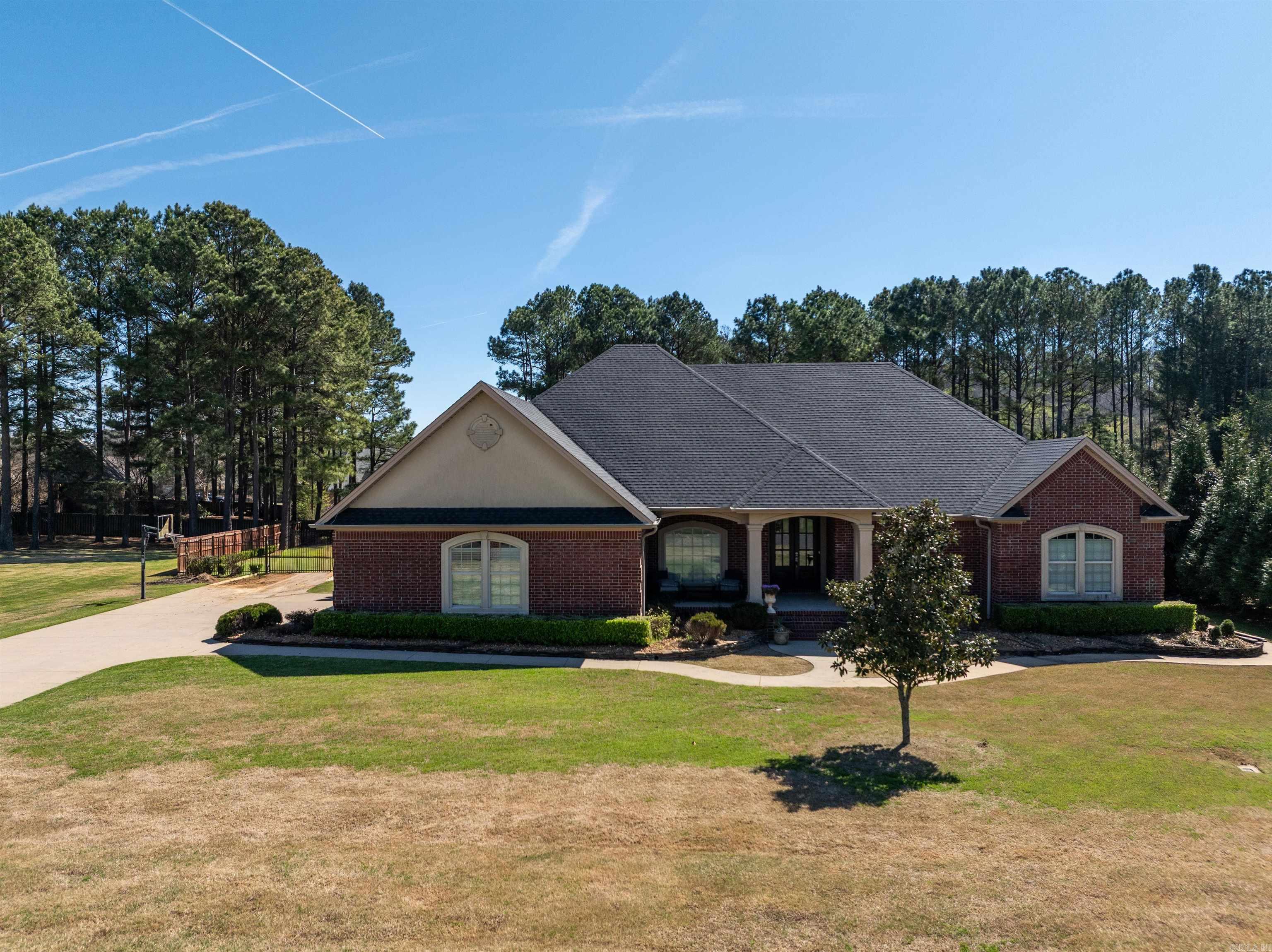 CLUB WEST ESTATES - Residential