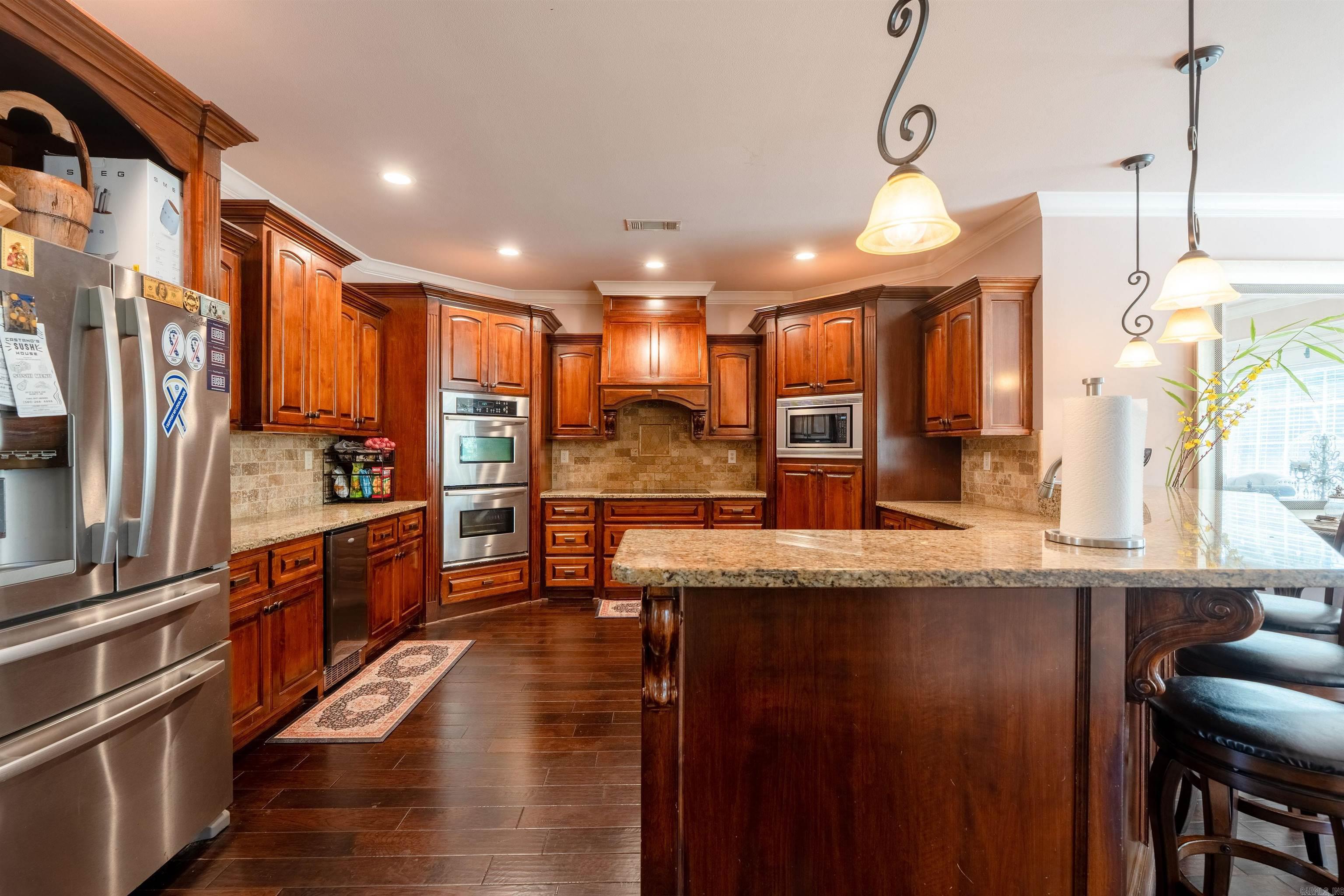 CLUB WEST ESTATES - Residential