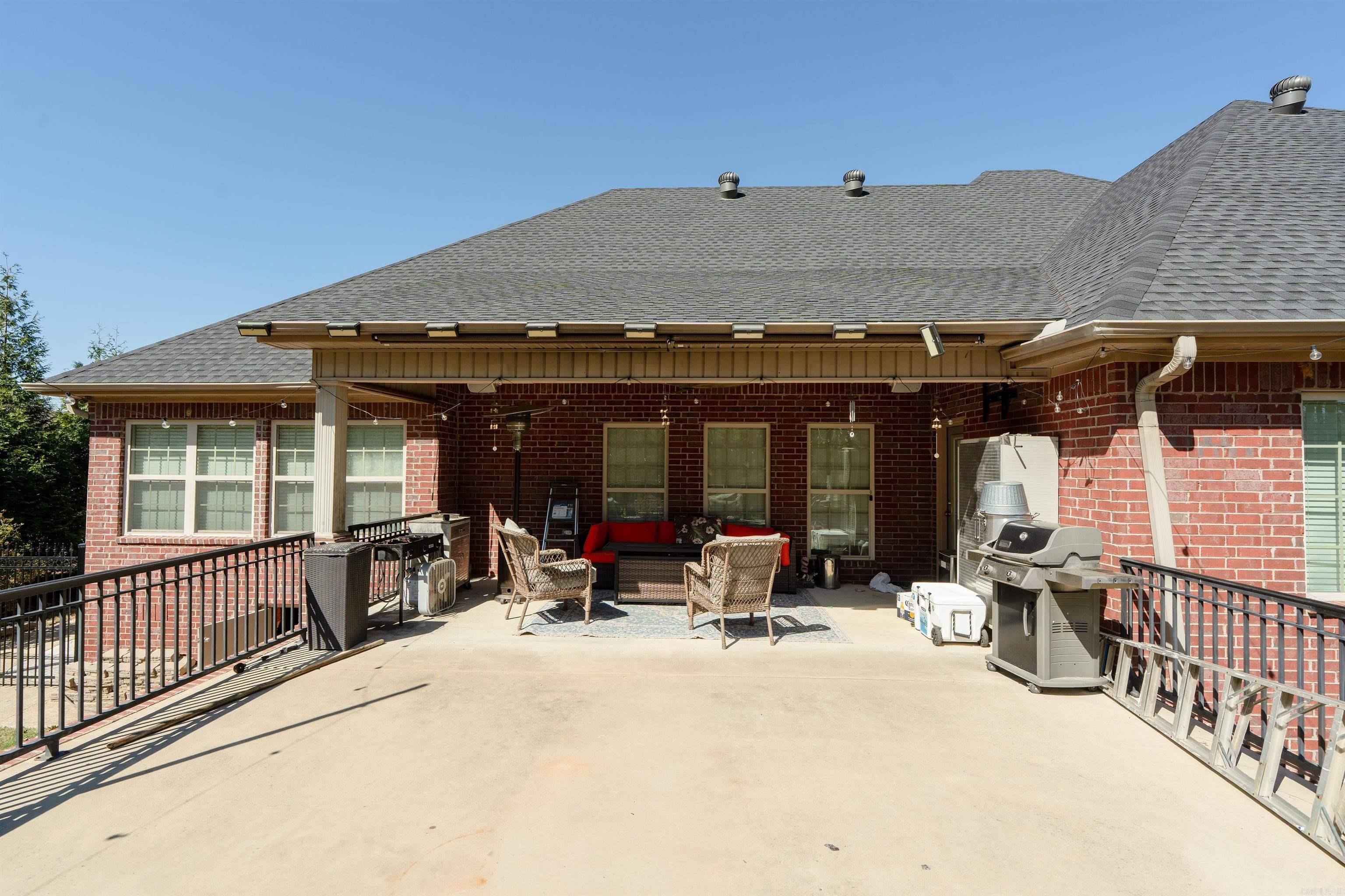 CLUB WEST ESTATES - Residential