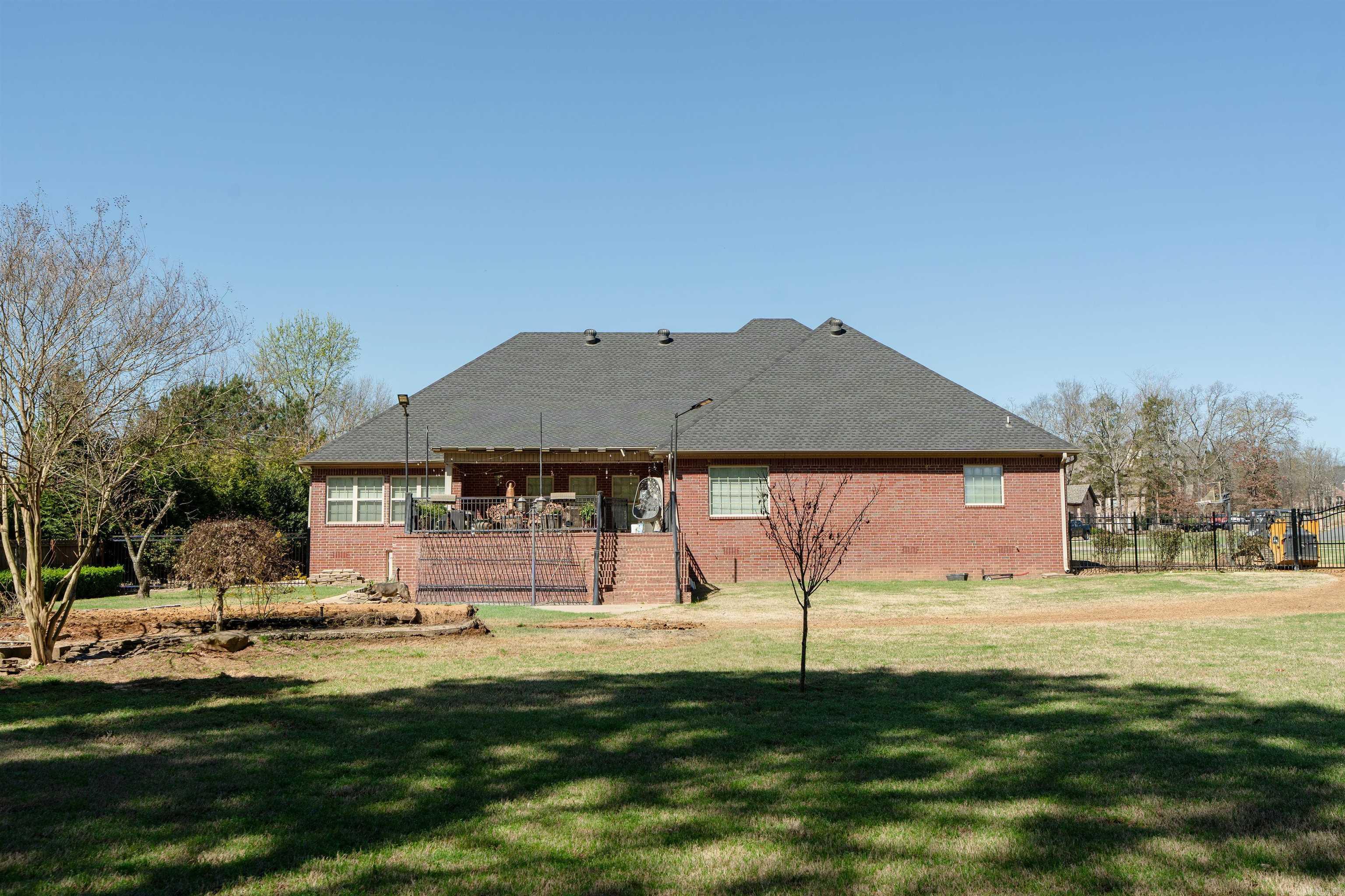 CLUB WEST ESTATES - Residential