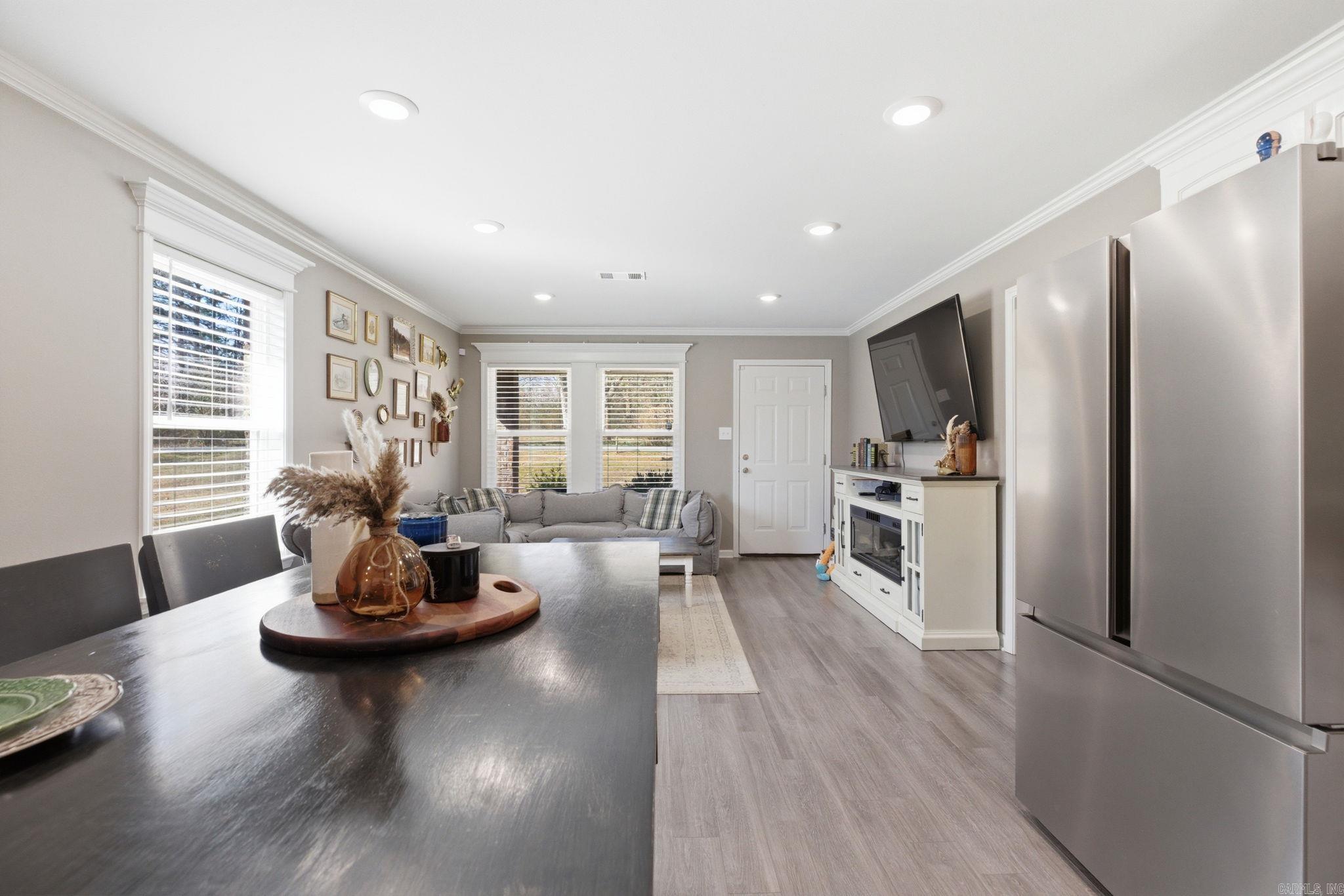 CHASTAIN GDNS - Residential