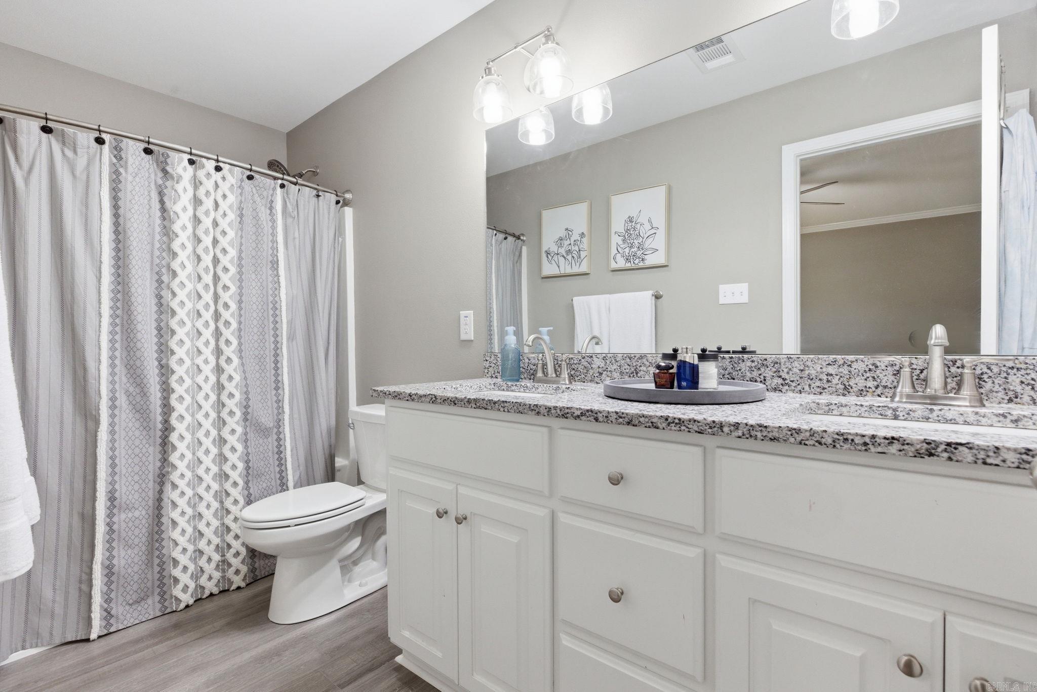 CHASTAIN GDNS - Residential