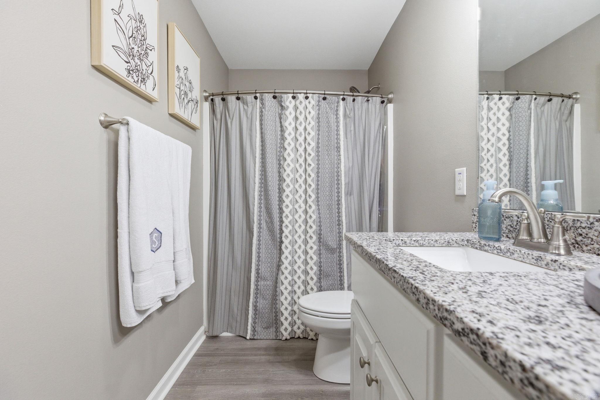 CHASTAIN GDNS - Residential