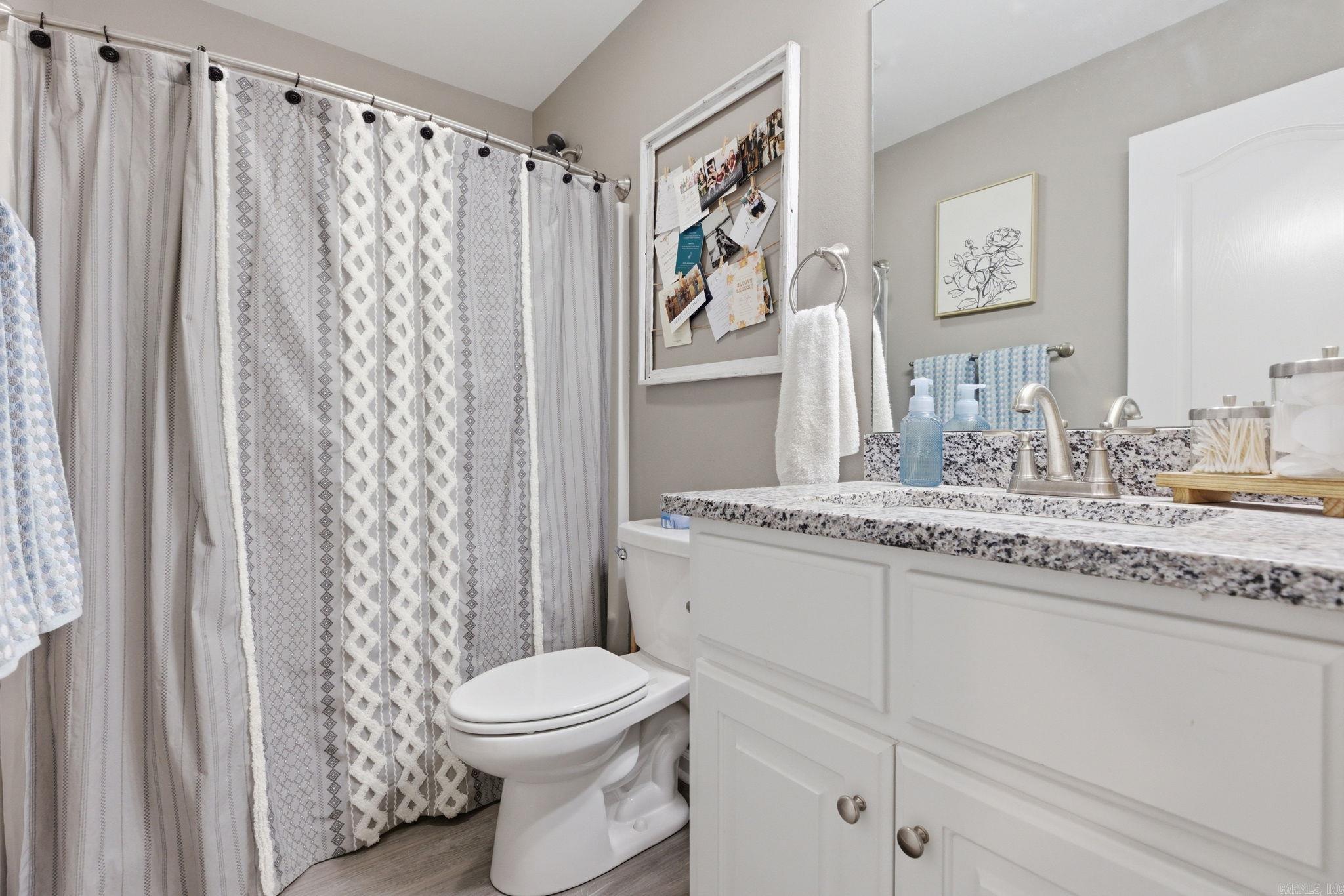 CHASTAIN GDNS - Residential