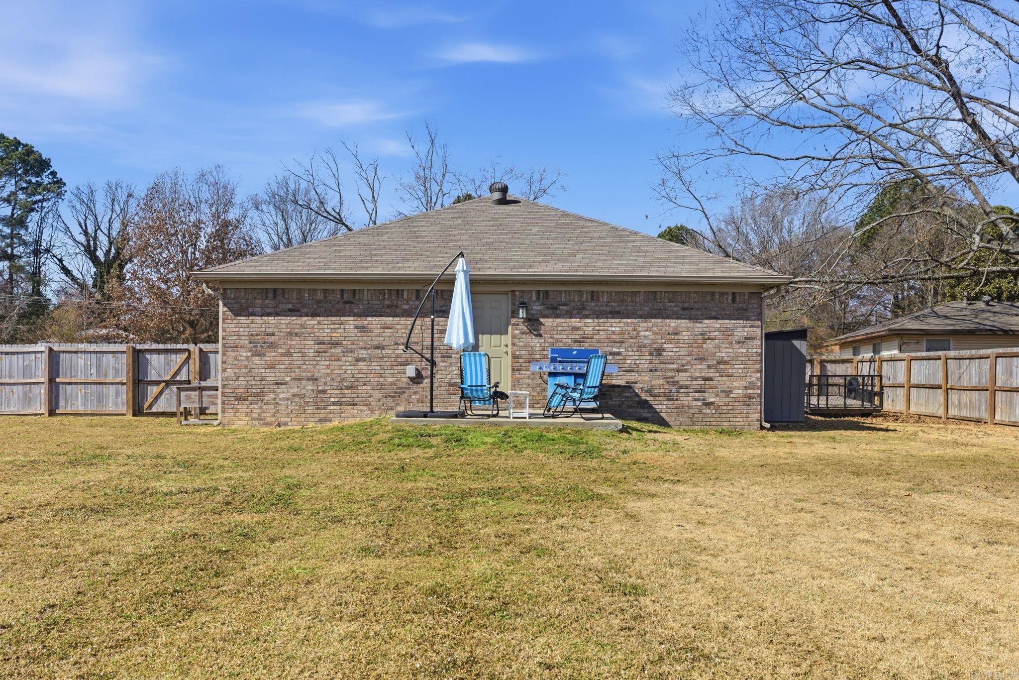 CHASTAIN GDNS - Residential