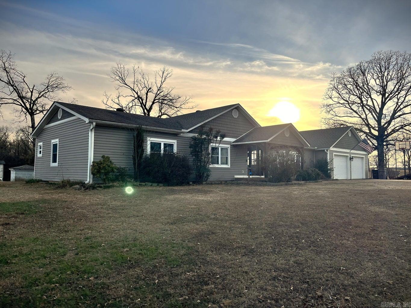 Metes & Bounds - Residential