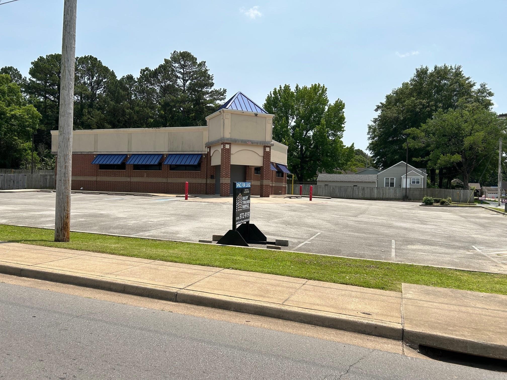 Coles 3rd - Commercial Sale