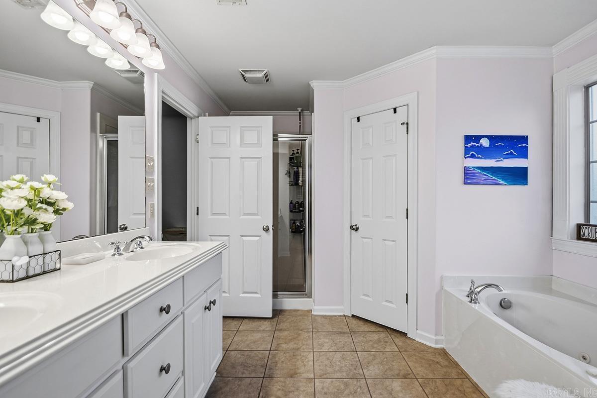 WOODRIDGE ESTATES - Residential