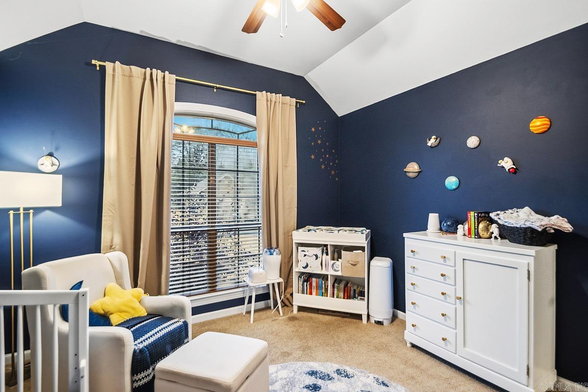 WOODRIDGE ESTATES - Residential