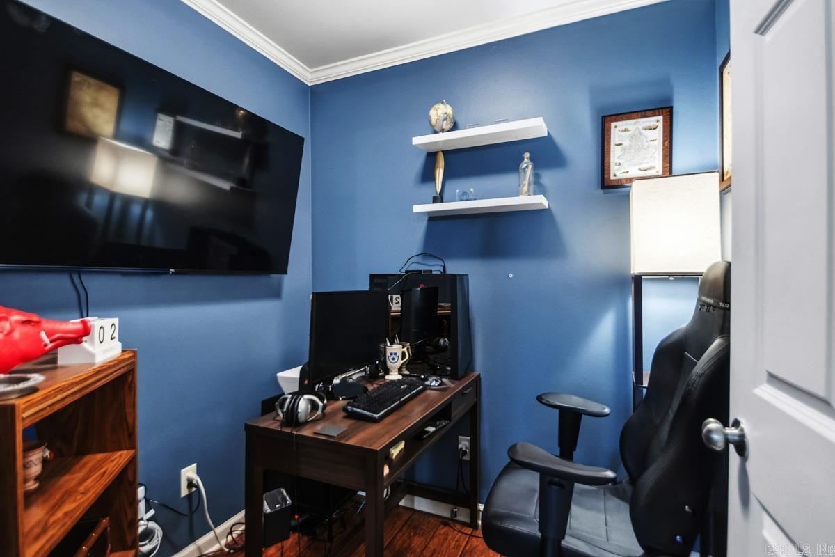 WOODRIDGE ESTATES - Residential