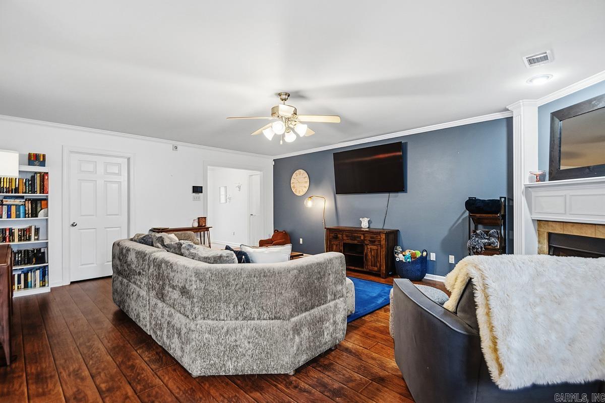 WOODRIDGE ESTATES - Residential