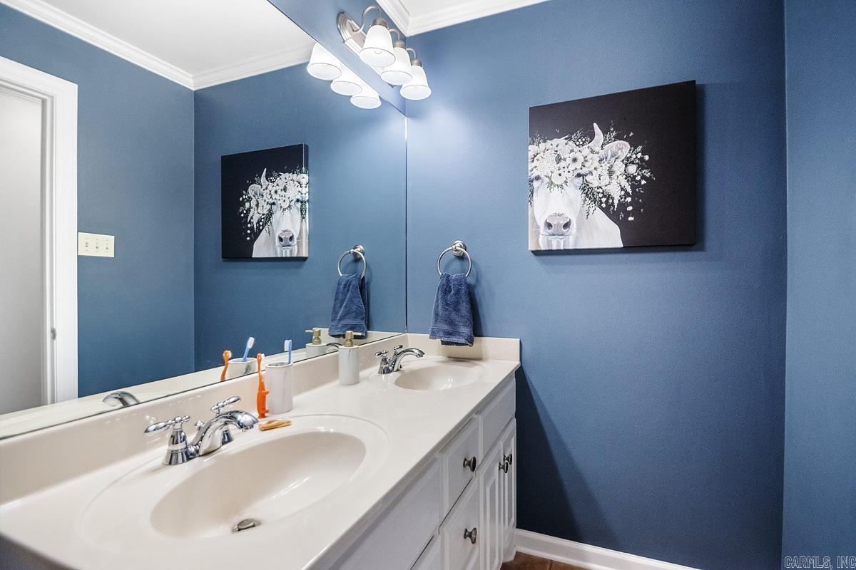 WOODRIDGE ESTATES - Residential