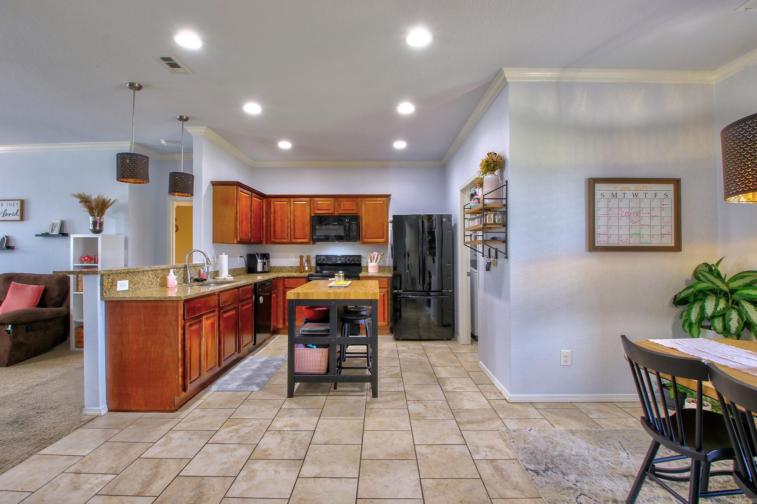 TRAMMEL ESTATES - Residential