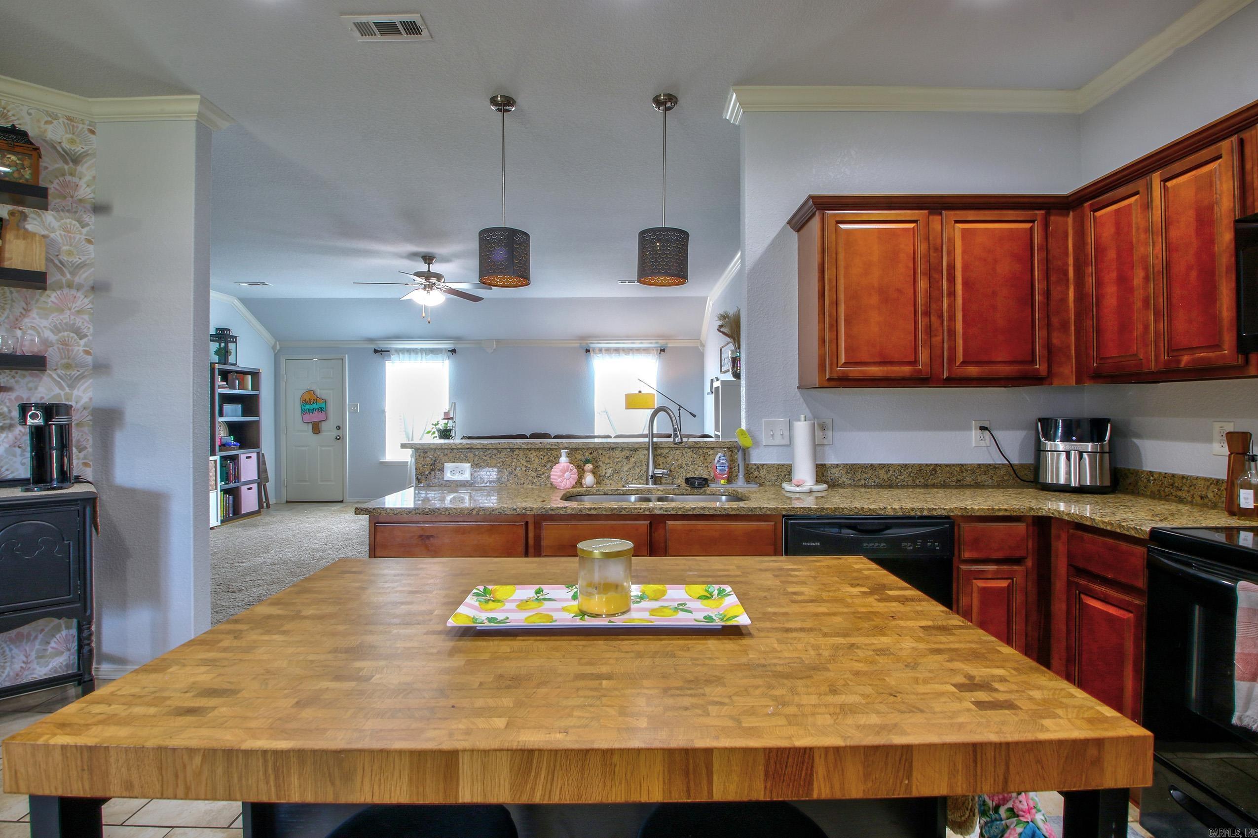 TRAMMEL ESTATES - Residential