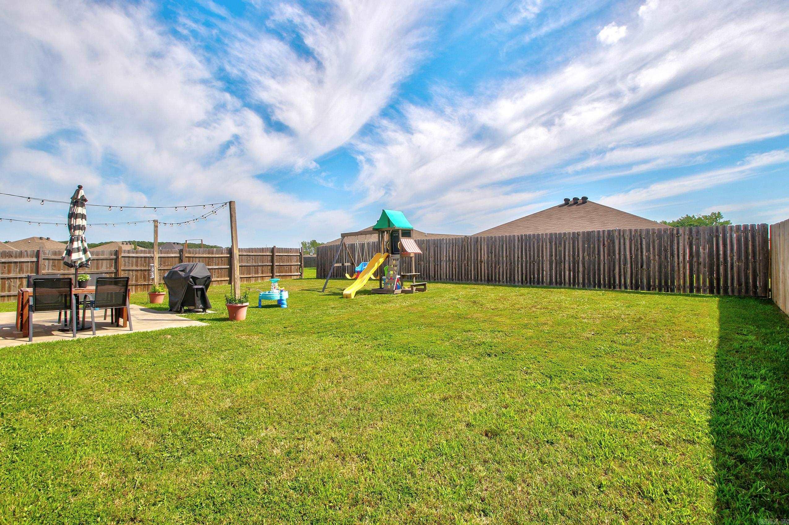 TRAMMEL ESTATES - Residential