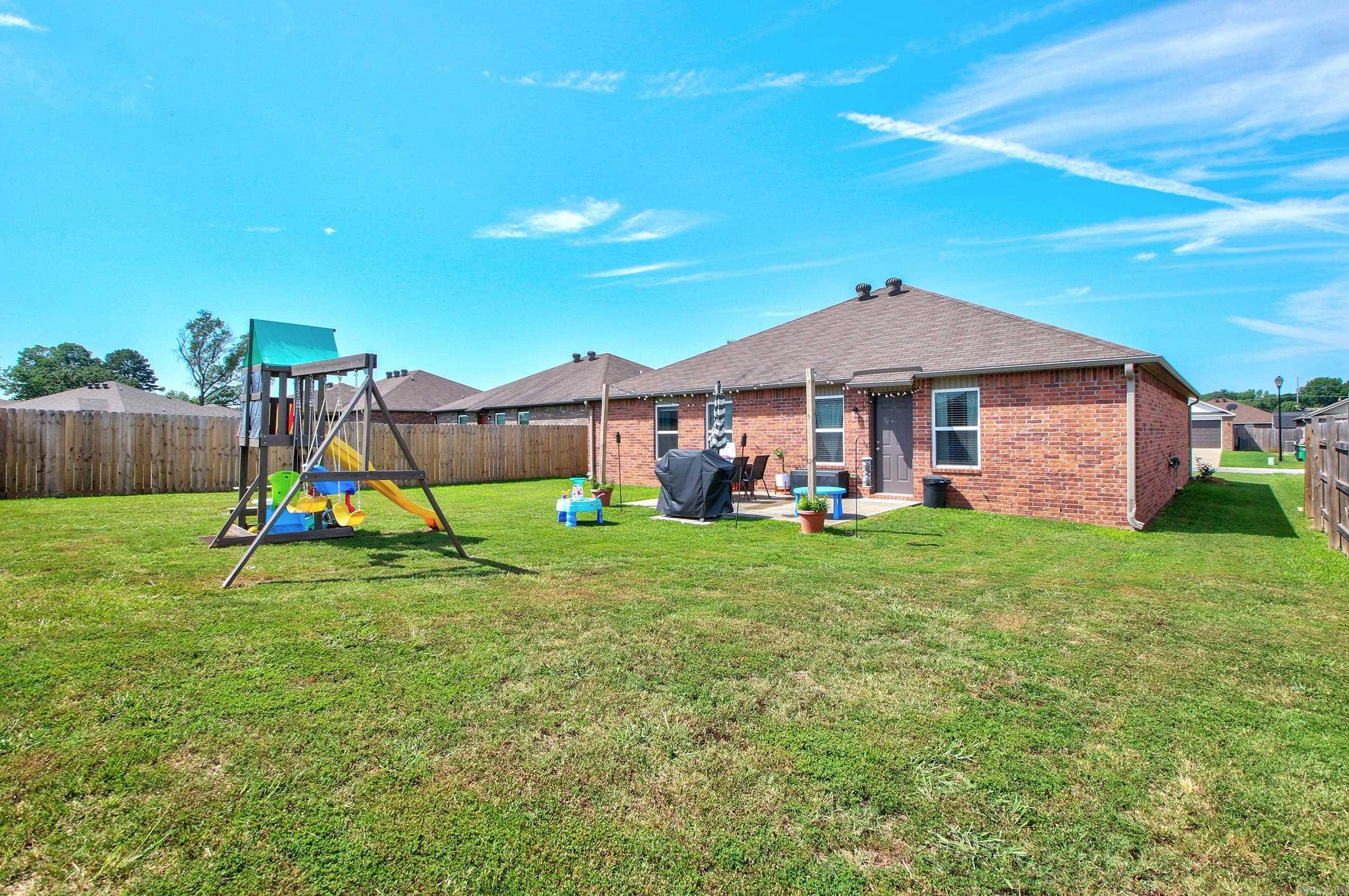 TRAMMEL ESTATES - Residential