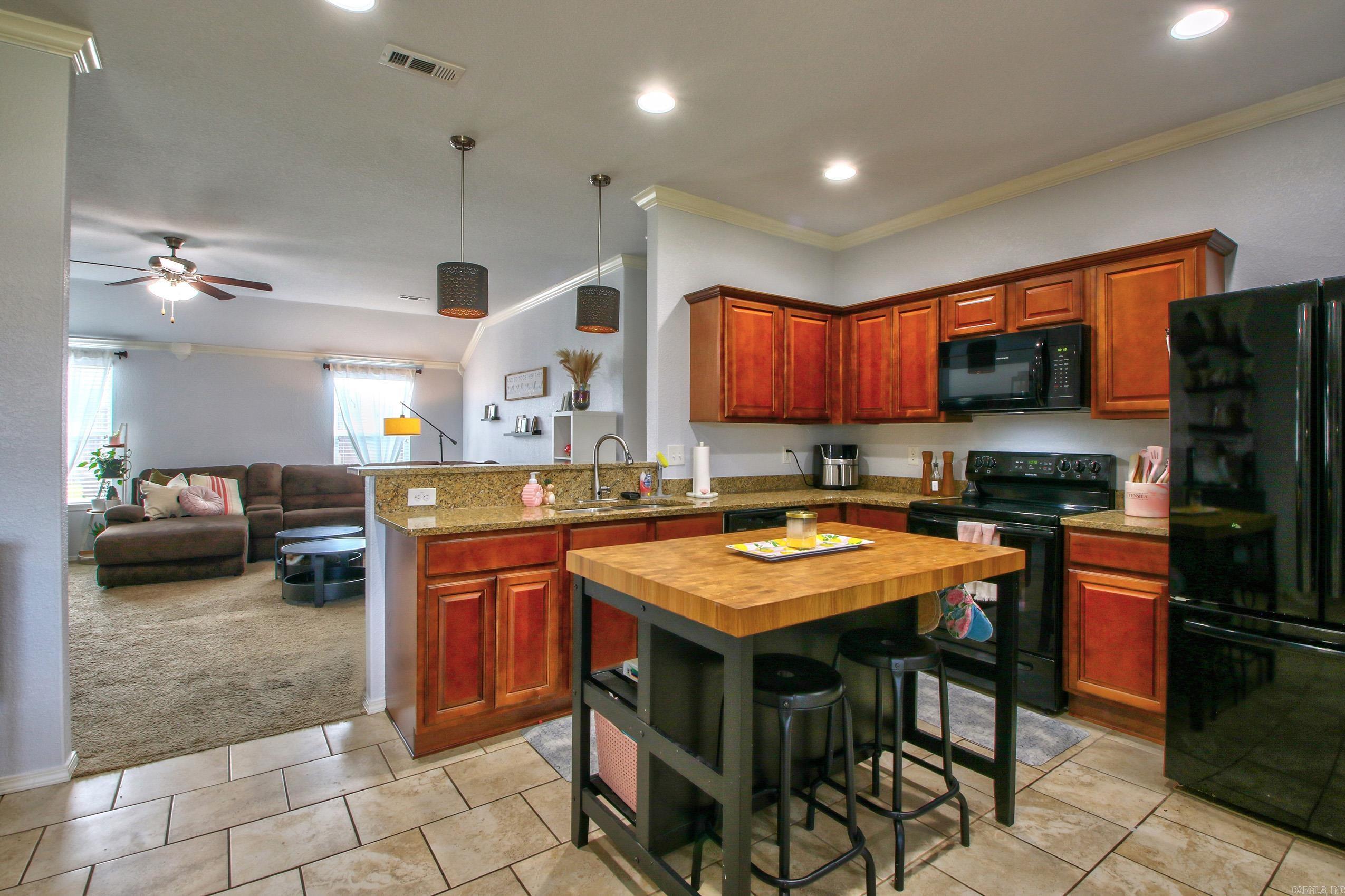 TRAMMEL ESTATES - Residential