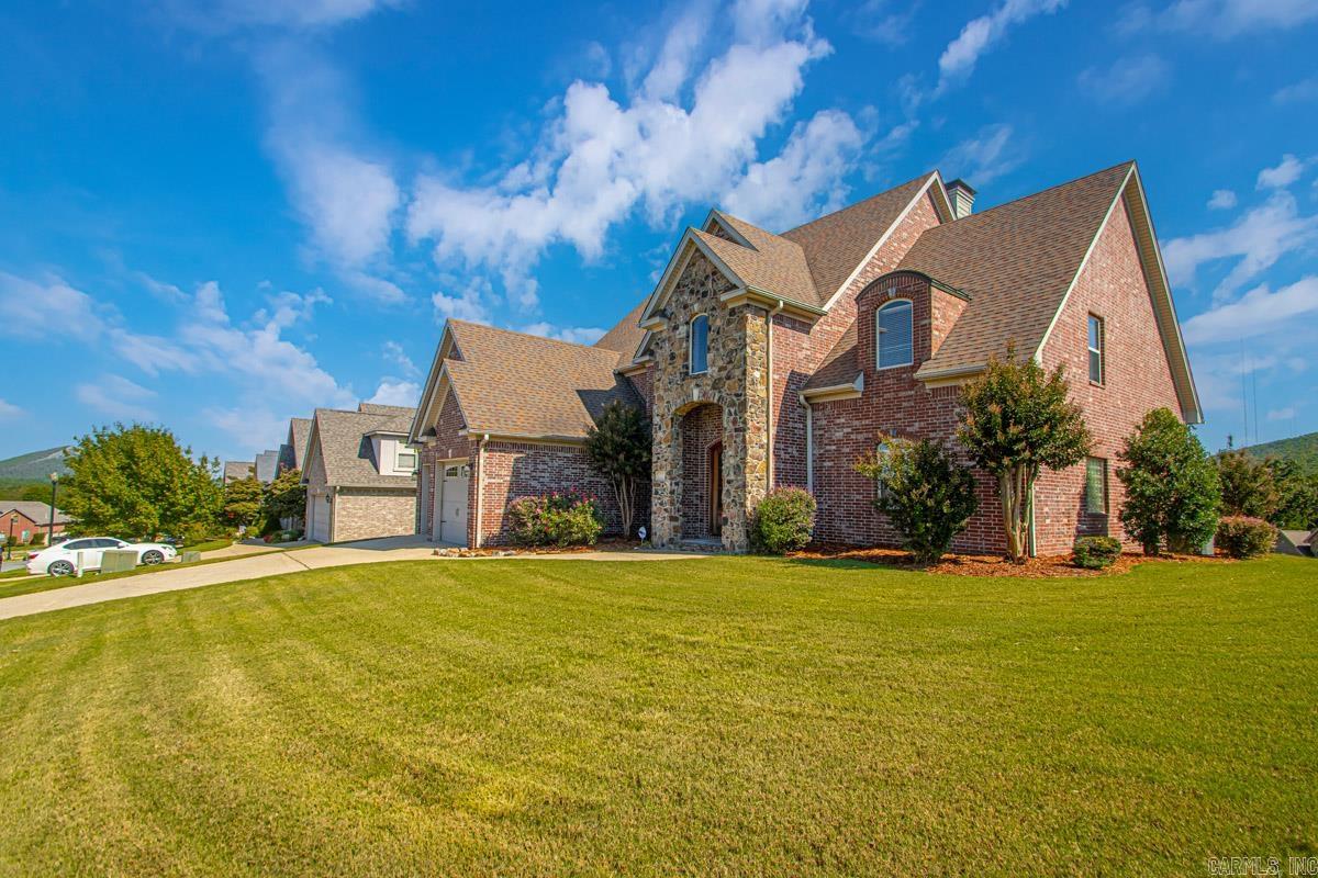 CHENAL VALLEY EPERNAY PLACE - Residential