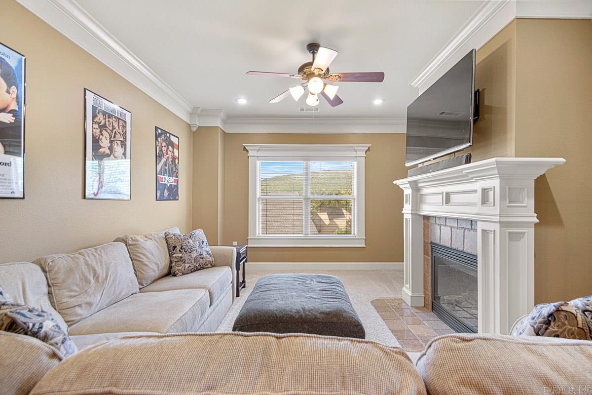 CHENAL VALLEY EPERNAY PLACE - Residential