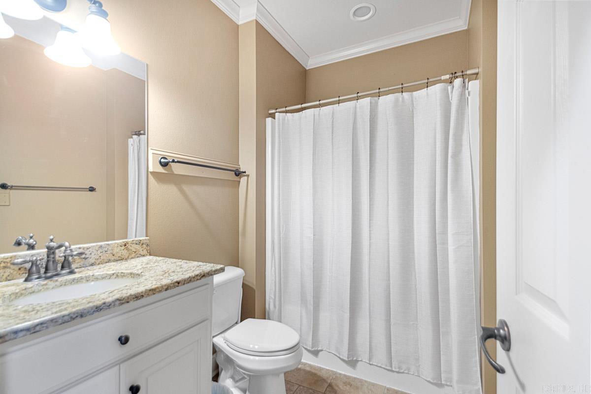 CHENAL VALLEY EPERNAY PLACE - Residential