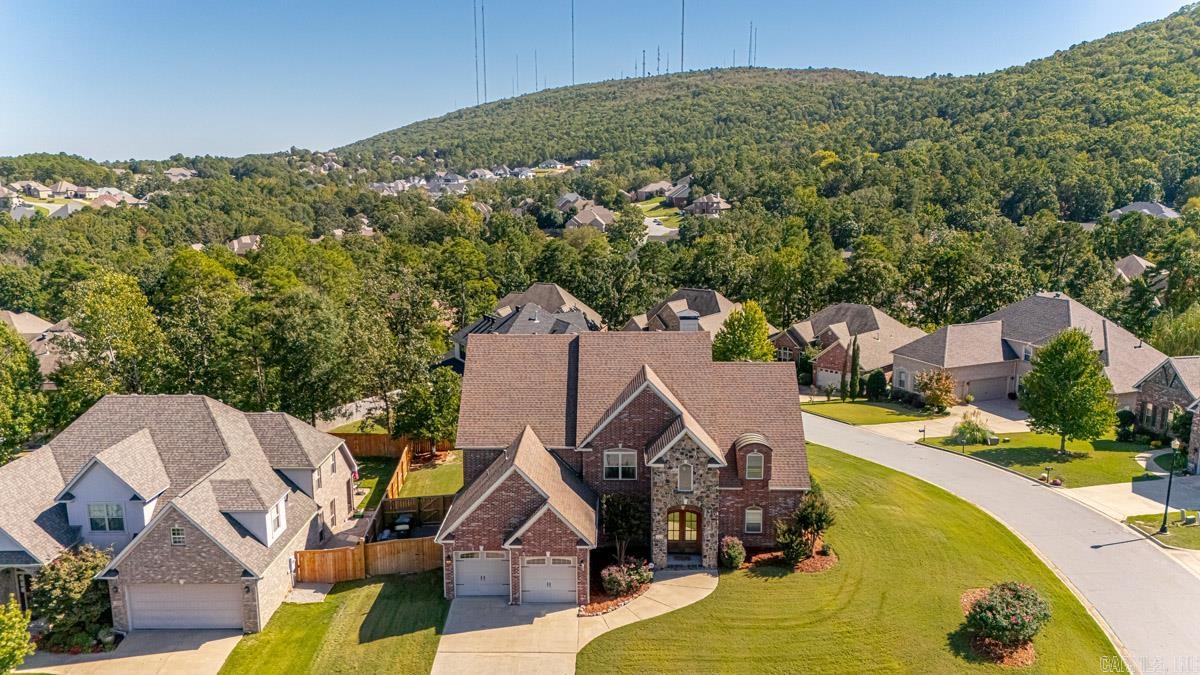 CHENAL VALLEY EPERNAY PLACE - Residential