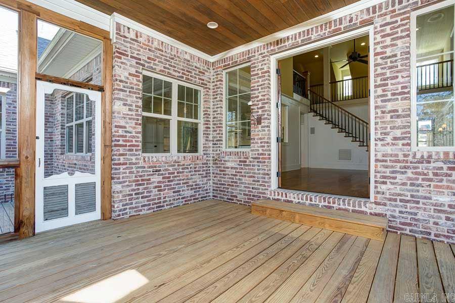 WOODLANDS EDGE - Residential