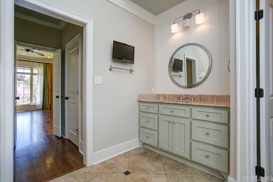 WOODLANDS EDGE - Residential