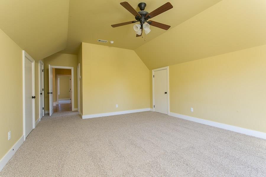 WOODLANDS EDGE - Residential