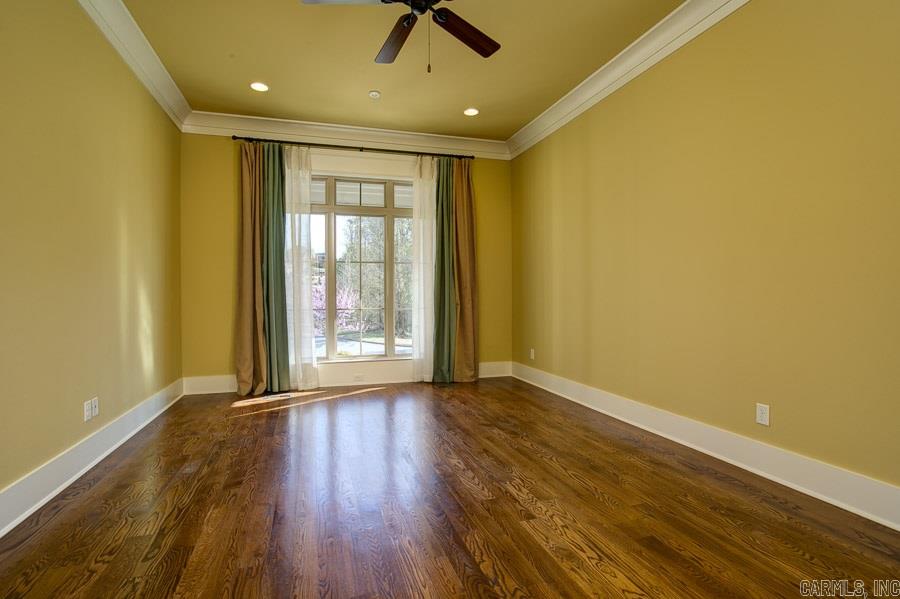 WOODLANDS EDGE - Residential