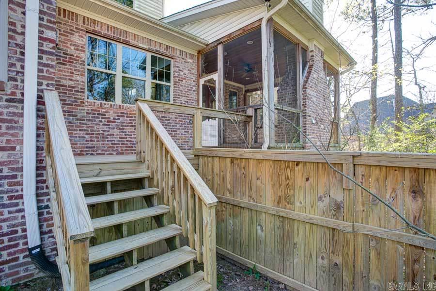 WOODLANDS EDGE - Residential