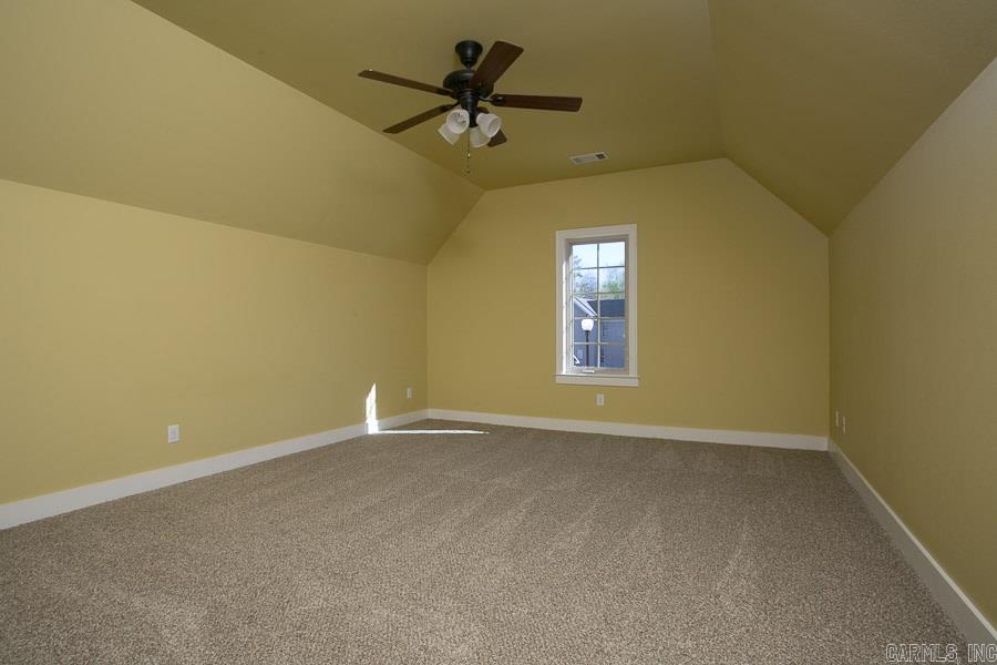 WOODLANDS EDGE - Residential