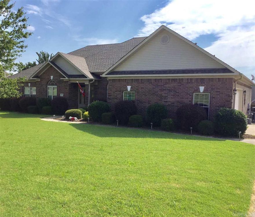 $22 application fee. 1 year lease.  Pets allowed at sole discretion of owner.  Pet deposit of $250 required if pet is permitted  Beautiful home with large fenced backyard.  4/2.5 plus office